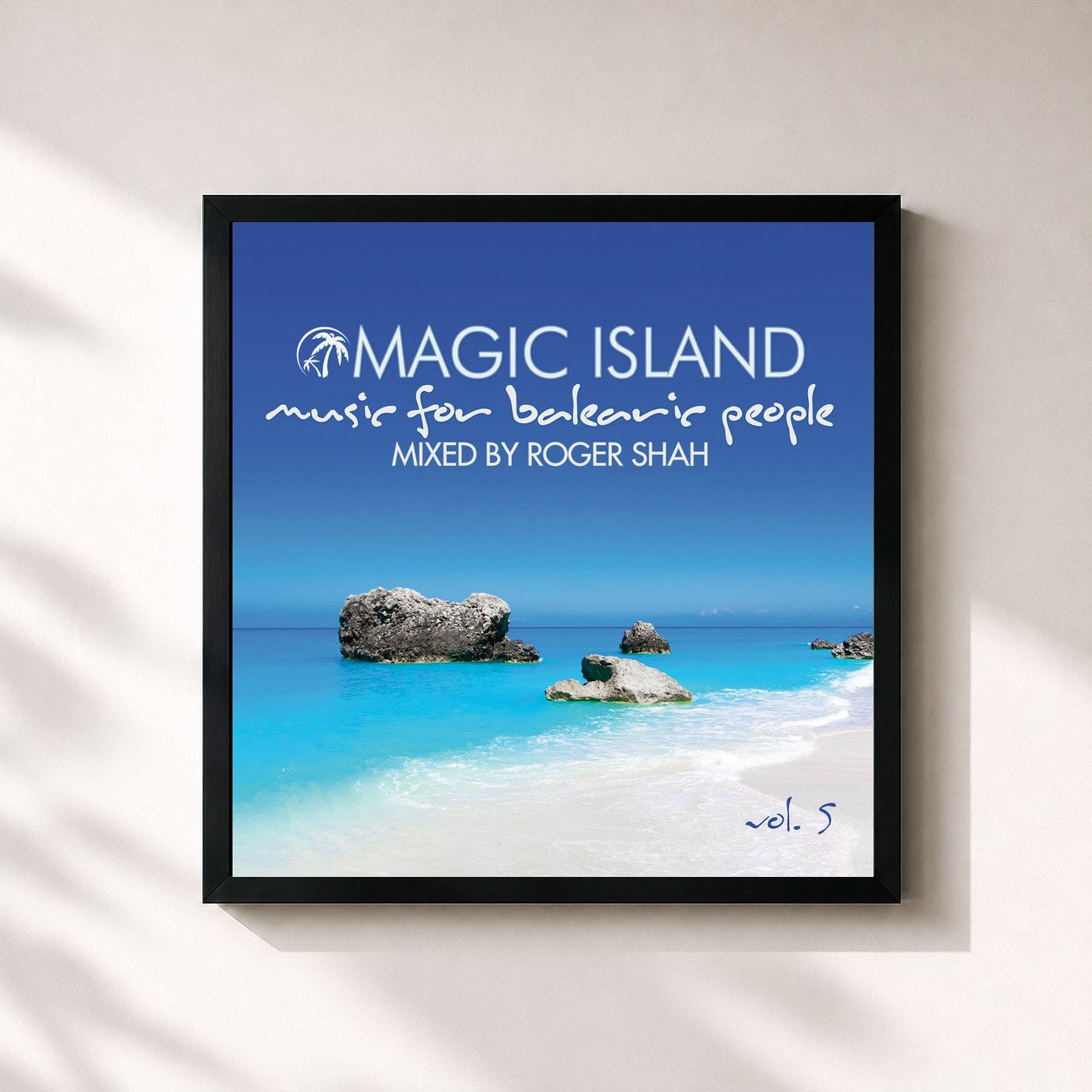 #noir Tableau carré de l'album Magic Island - Music for Balearic People, Vol. 5 de Roger Shah, cadre noir 32x32 cm