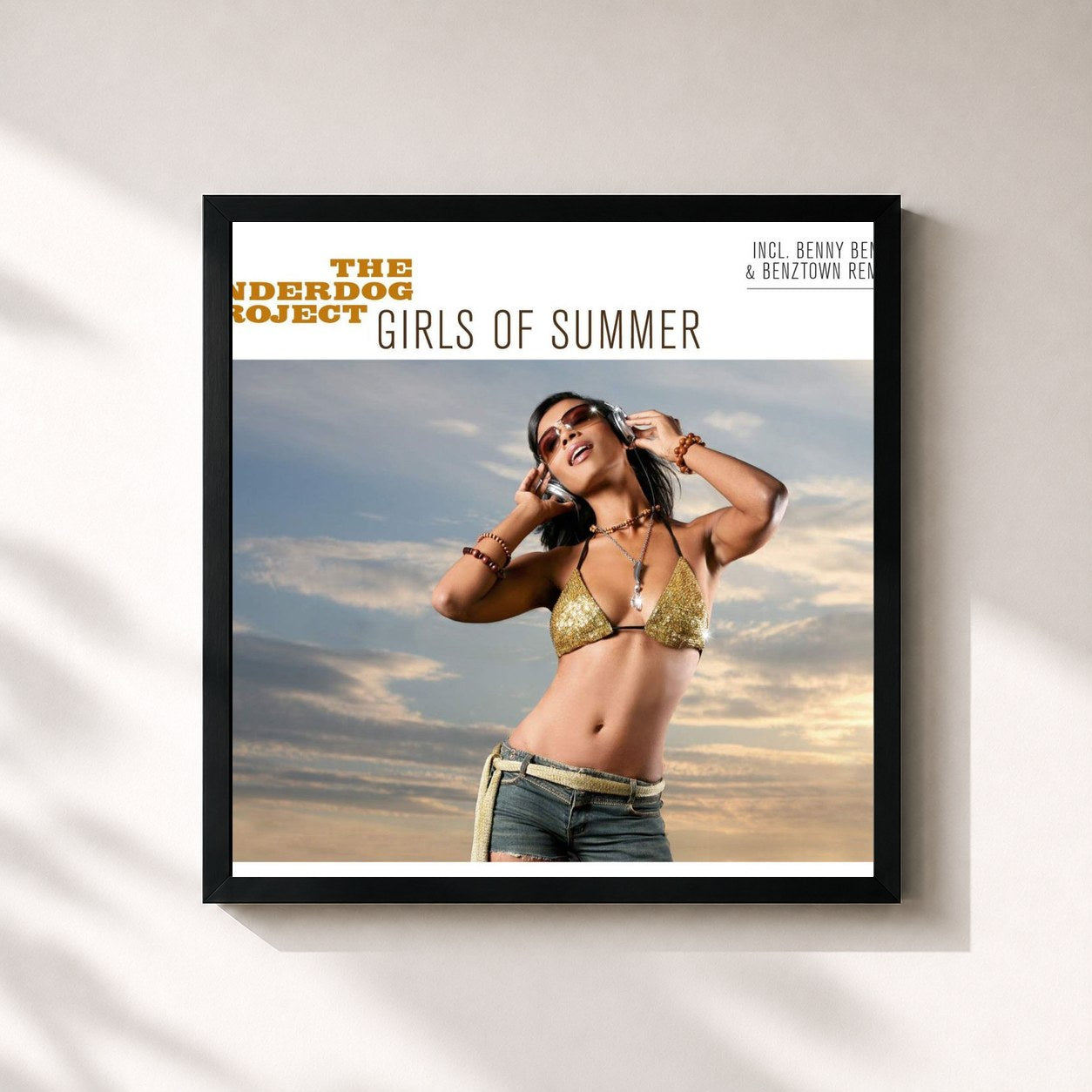 #noir Tableau carré de l'album Girls Of Summer (Maxi-CD) (US Only) de The Underdog Project, cadre noir 32x32 cm