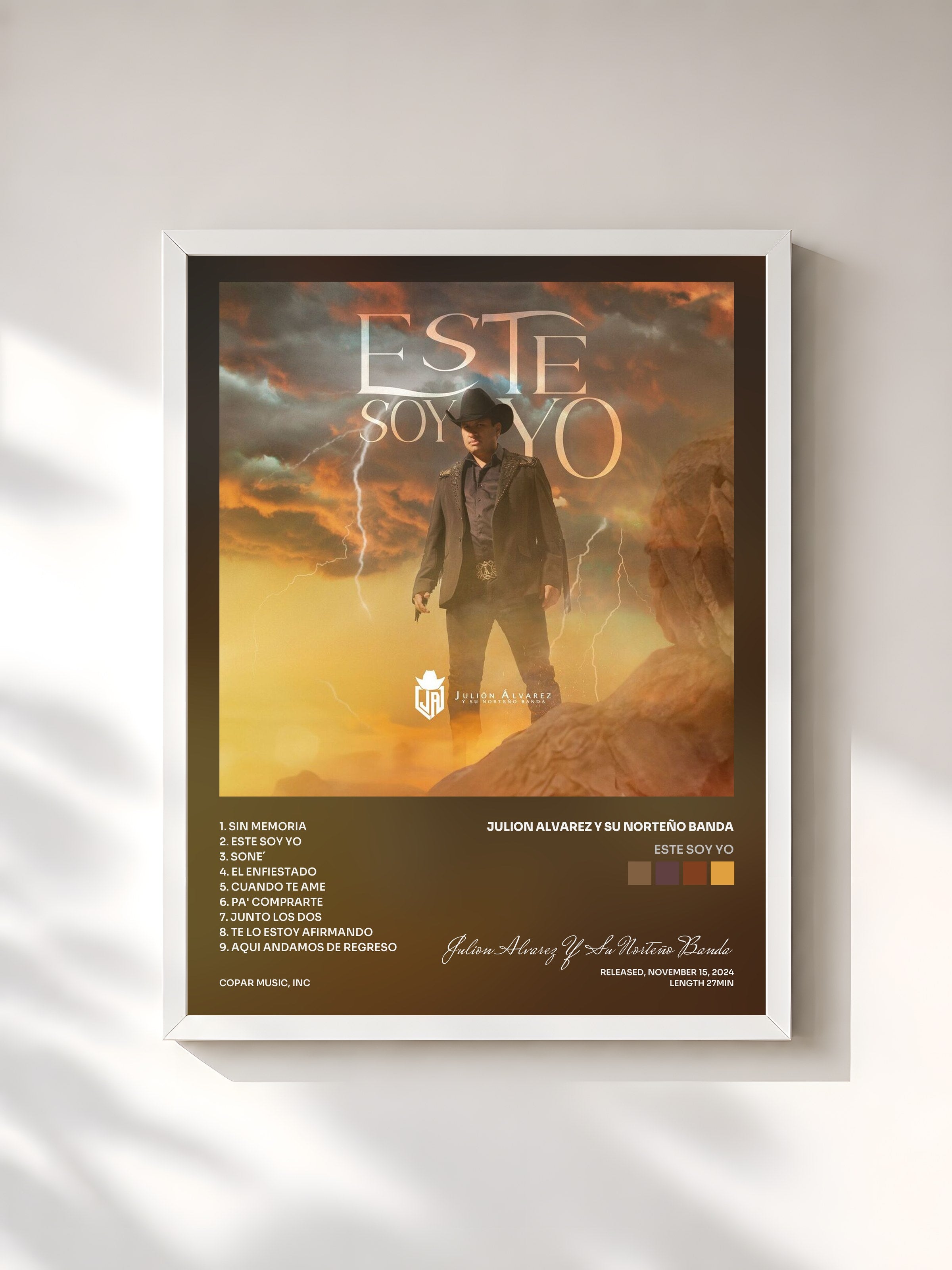 #blanc Tableau de l'album Este Soy Yo de Julion Alvarez Y Su Norteño Banda, cadre blanc, imprimé et encadré en France