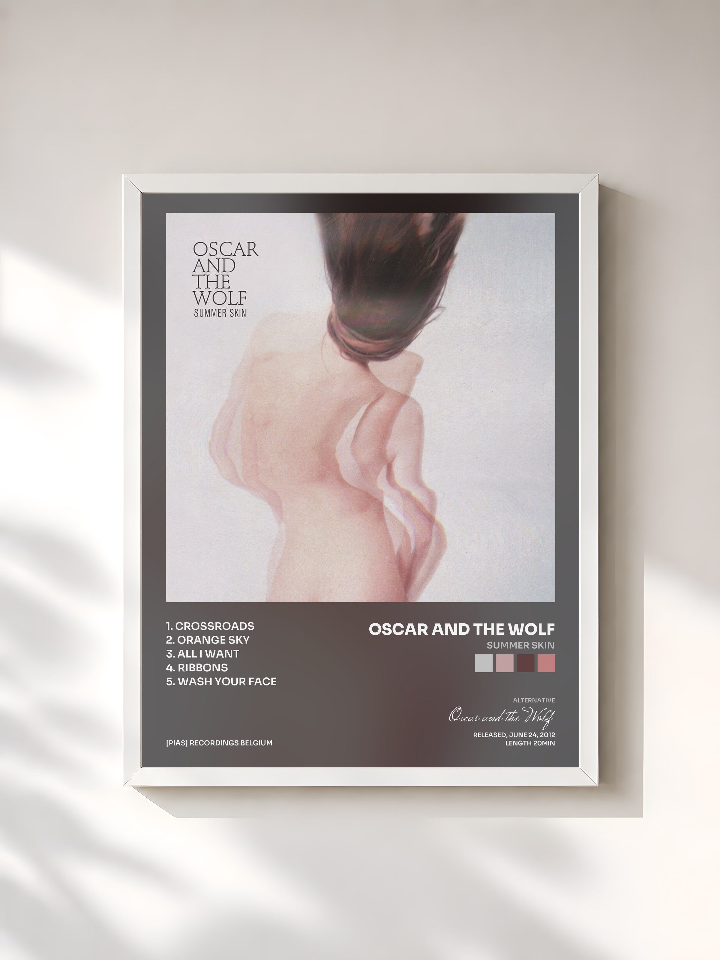 #blanc Tableau de l'album Summer Skin de Oscar and the Wolf, cadre blanc, imprimé et encadré en France