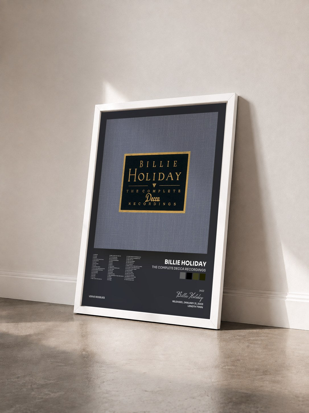 #blanc Tableau de l'album The Complete Decca Recordings de Billie Holiday vu de trois quarts, cadre blanc