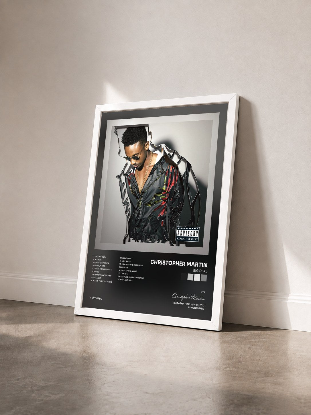 #blanc Tableau de l'album Big Deal de Christopher Martin vu de trois quarts, cadre blanc