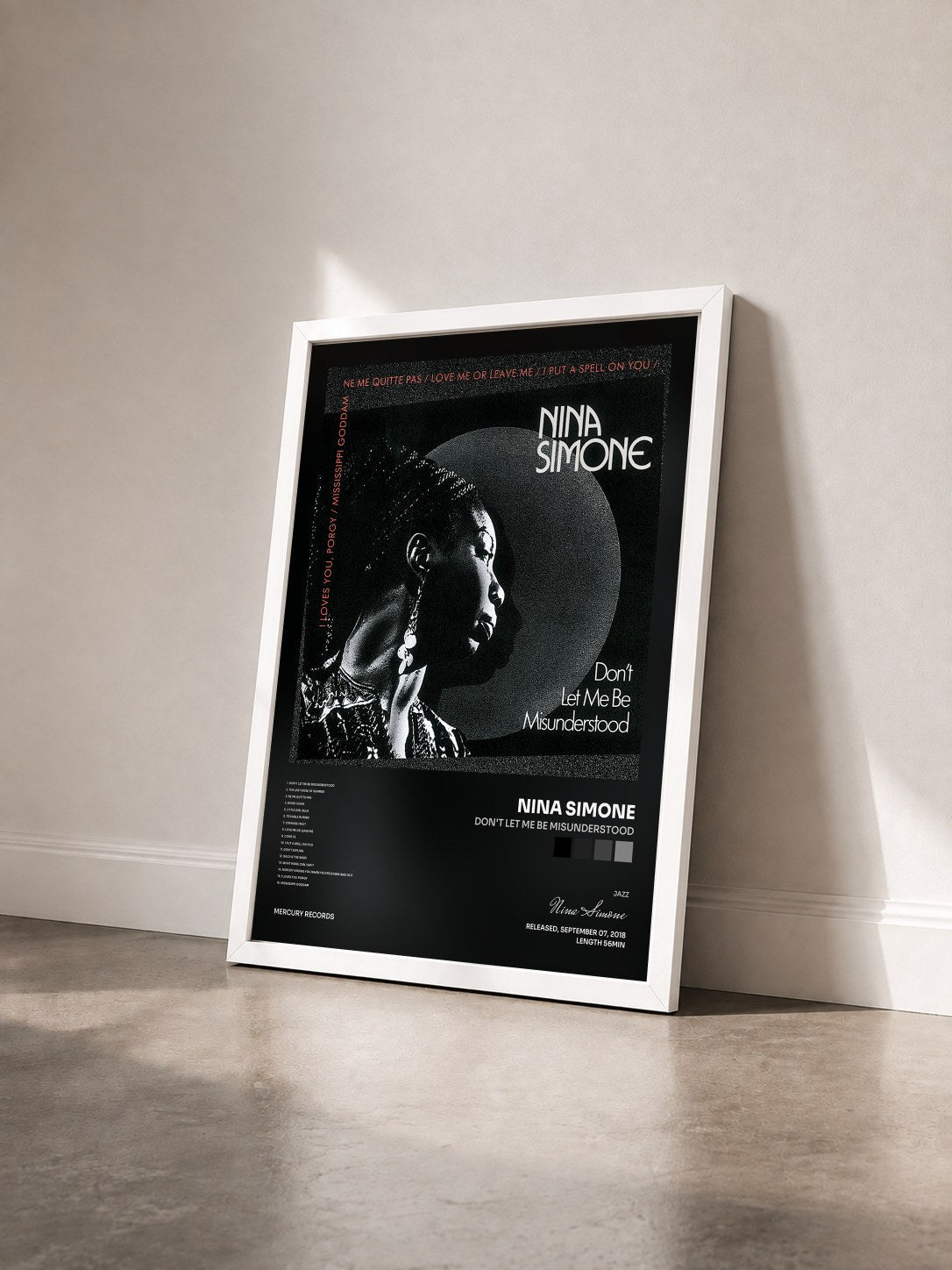 #blanc Tableau de l'album Don't Let Me Be Misunderstood de Nina Simone vu de trois quarts, cadre blanc