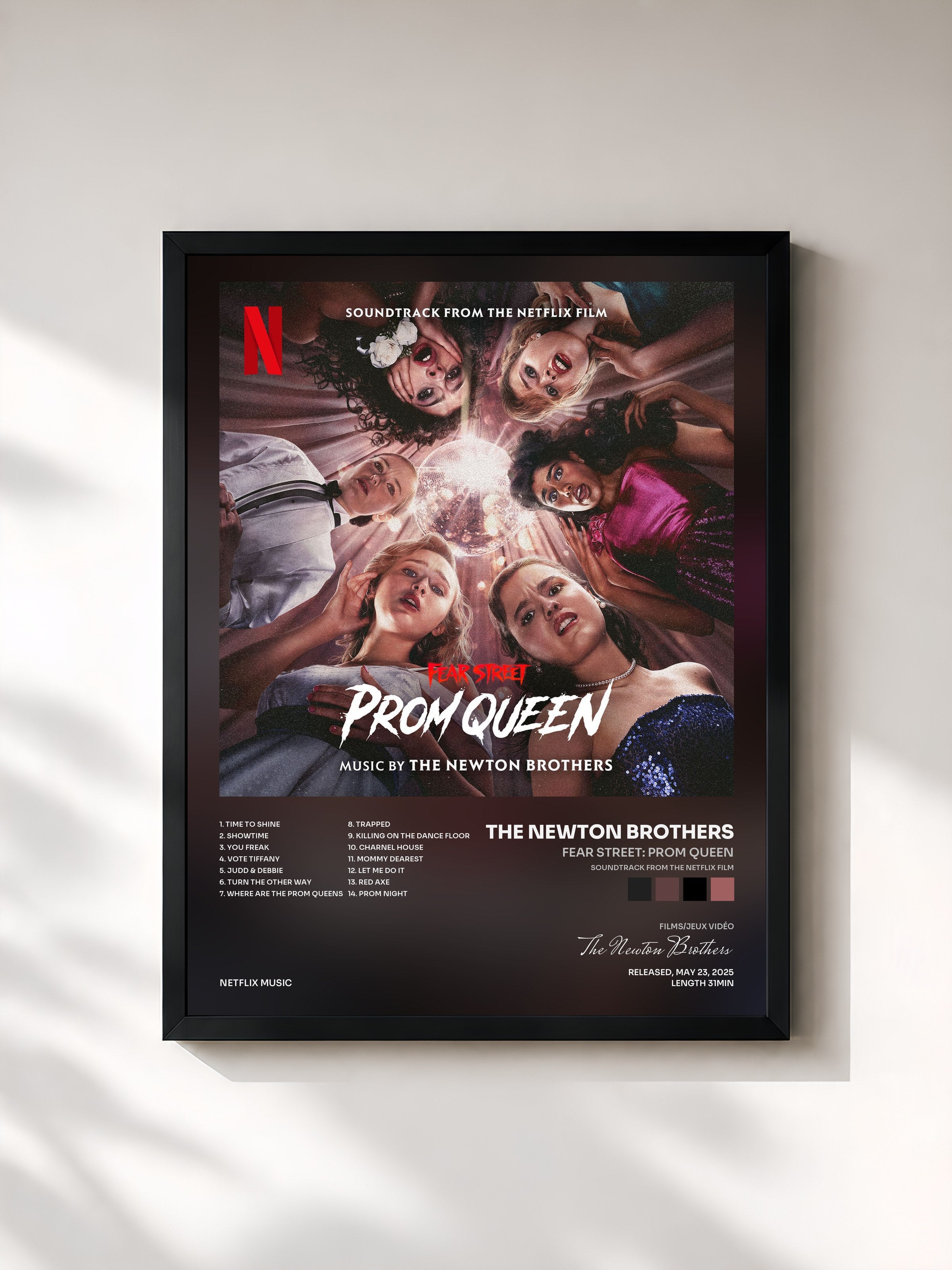 #noir Tableau de l'album Fear Street: Prom Queen (Soundtrack from the Netflix Film) de The Newton Brothers, cadre noir, imprimé et encadré en France