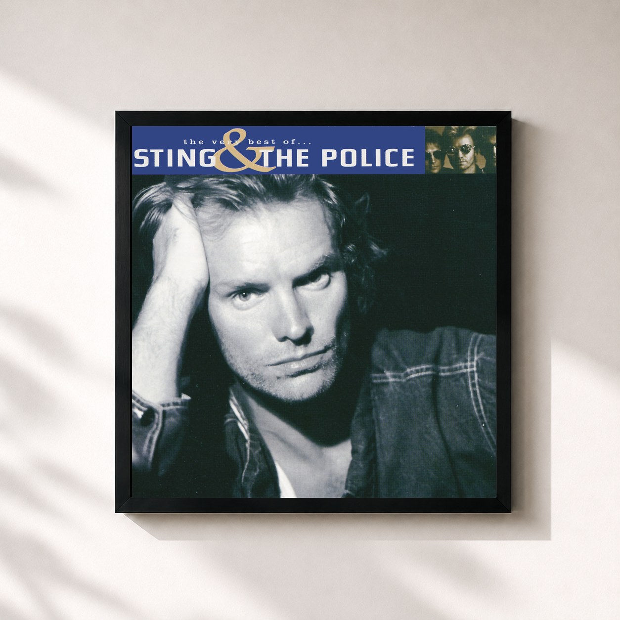 #noir Tableau carré de l'album The Very Best Of Sting And The Police de Sting, cadre noir 32x32 cm