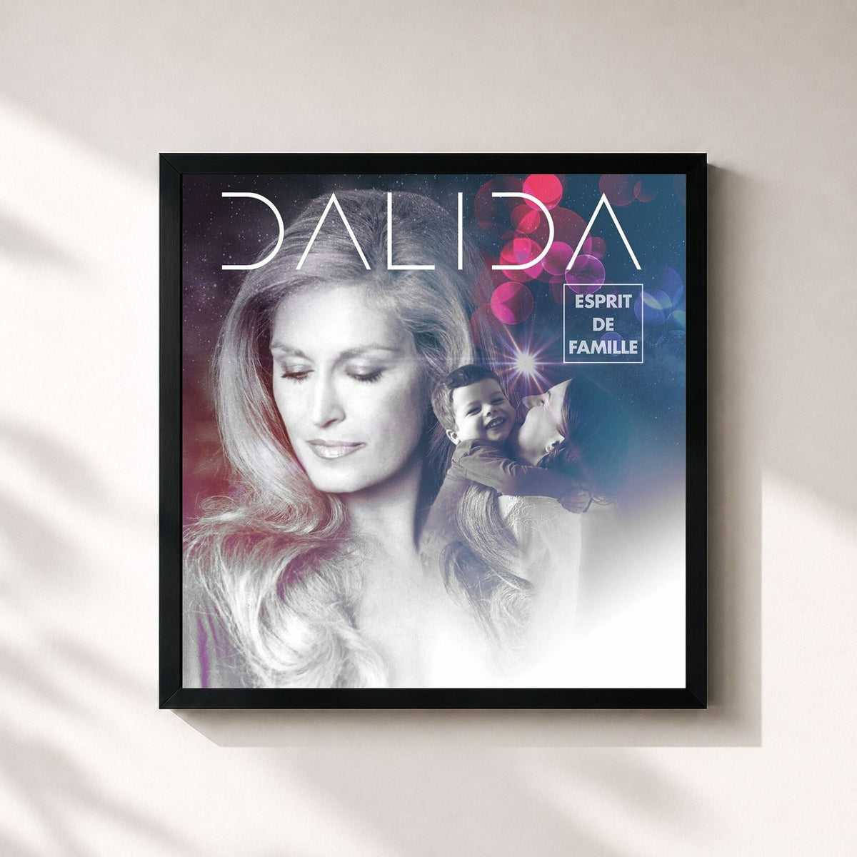 #noir Esprit di famille de Dalida in stampa quadrata incorniciata, cornice nera 32x32 cm