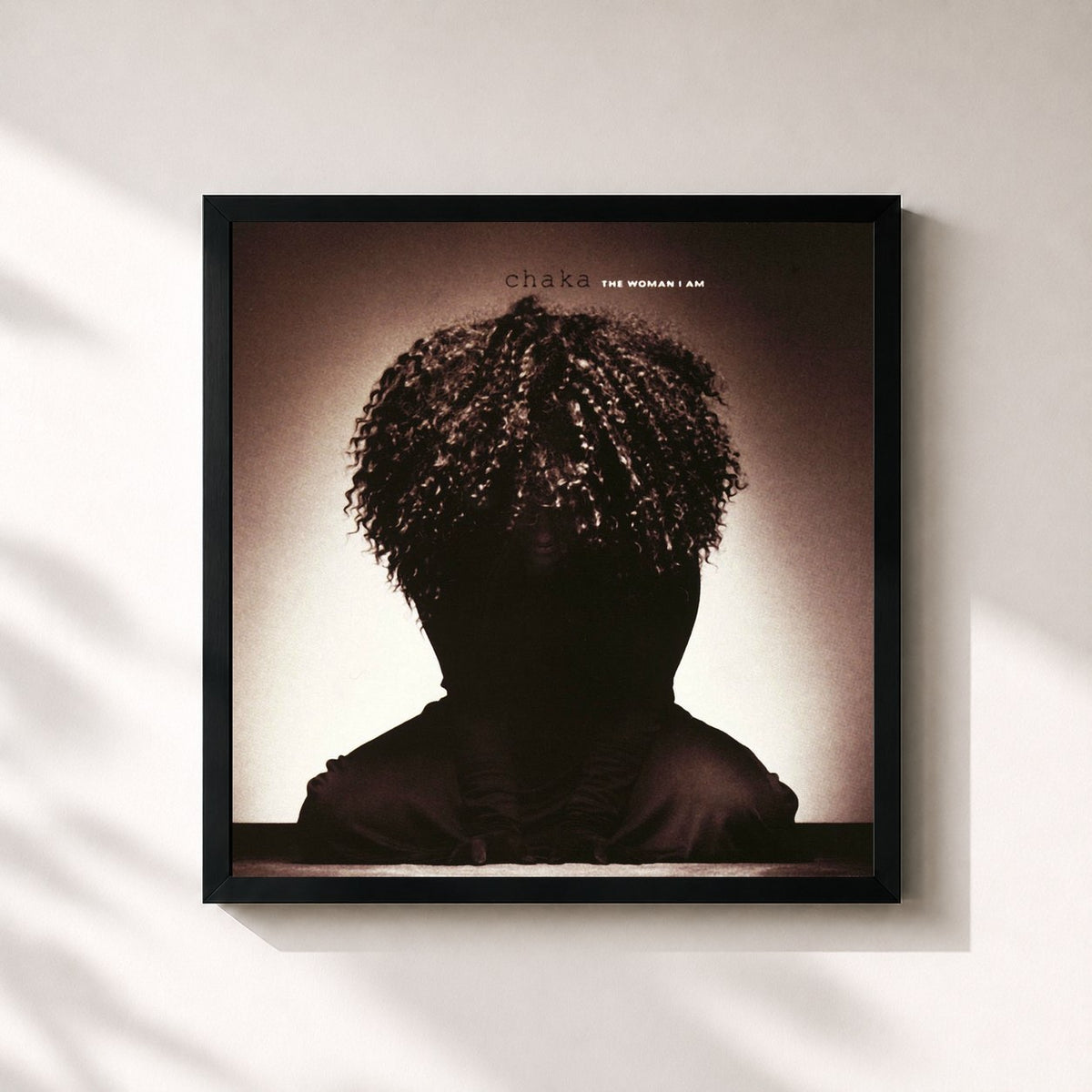 #noir Tableau carré de l'album The Woman I Am de Chaka Khan, cadre noir 32x32 cm