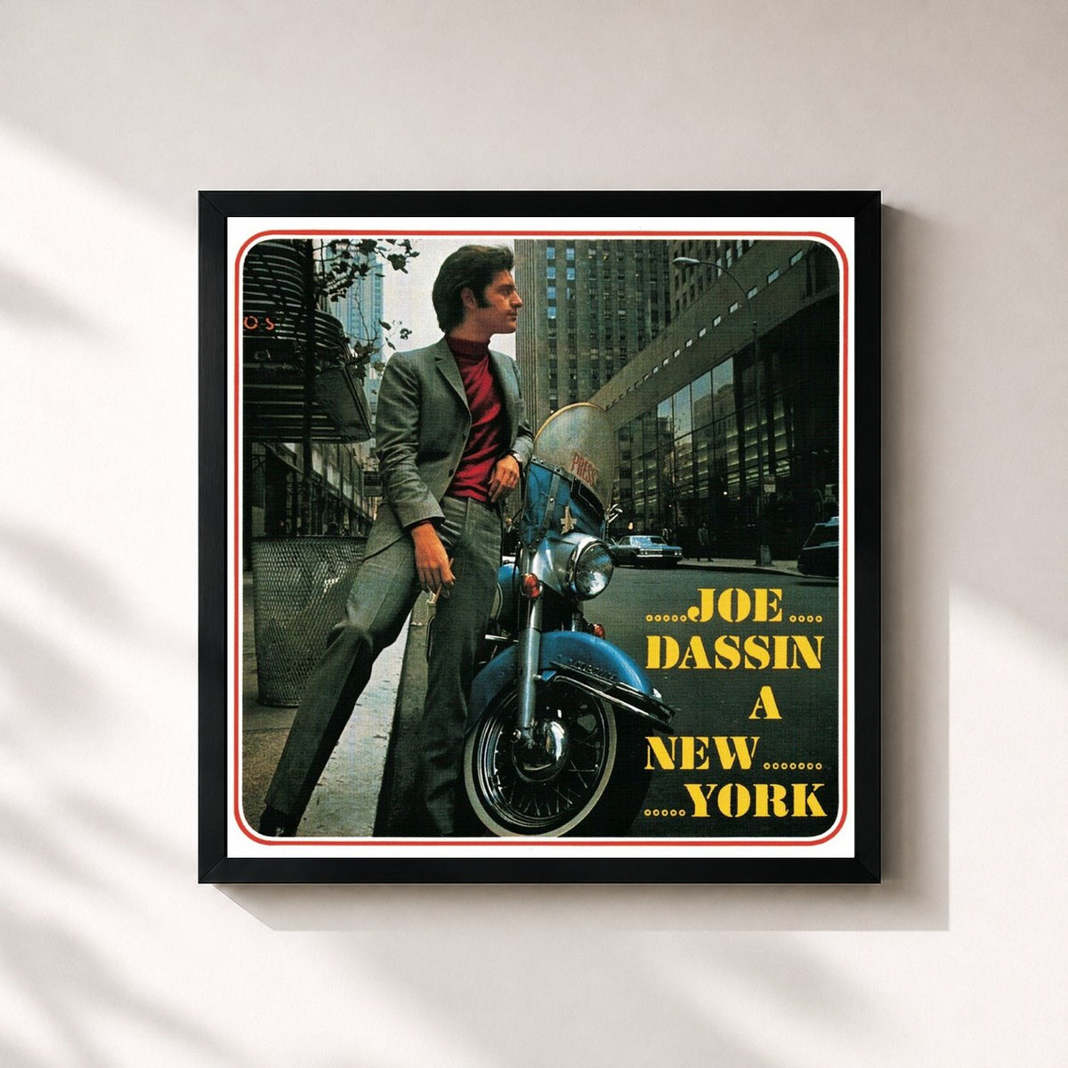 #noir Tableau carré de l'album A New York de Joe Dassin, cadre noir 32x32 cm