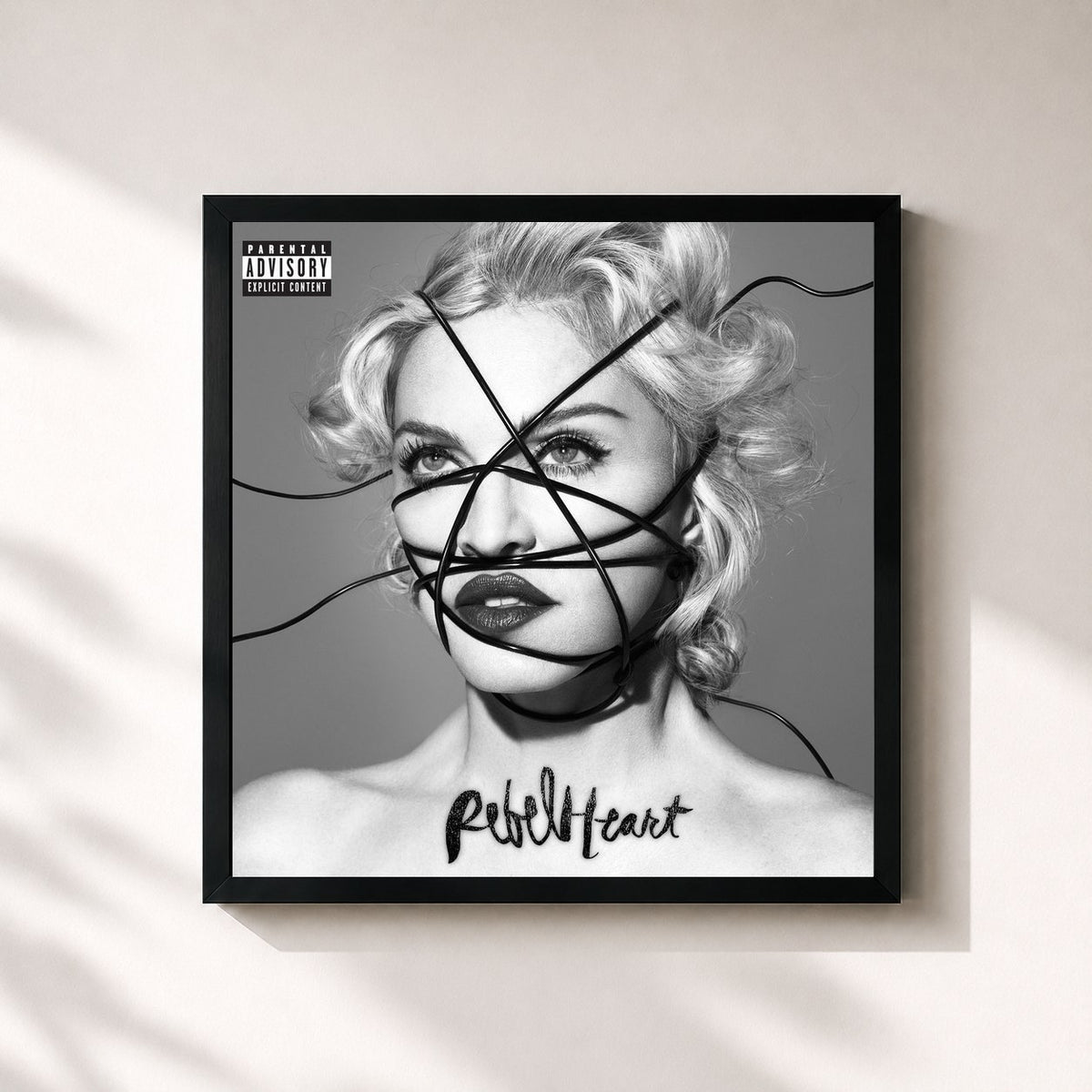 #noir Tableau carré de l'album Rebel Heart de Madonna, cadre noir 32x32 cm