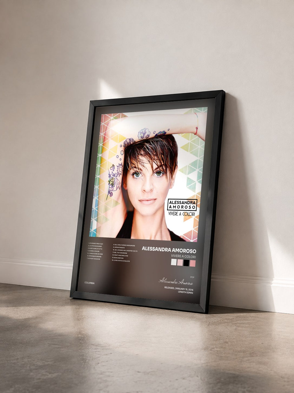 #noir Tableau de l'album Vivere a colori de Alessandra Amoroso vu de trois quarts, cadre noir