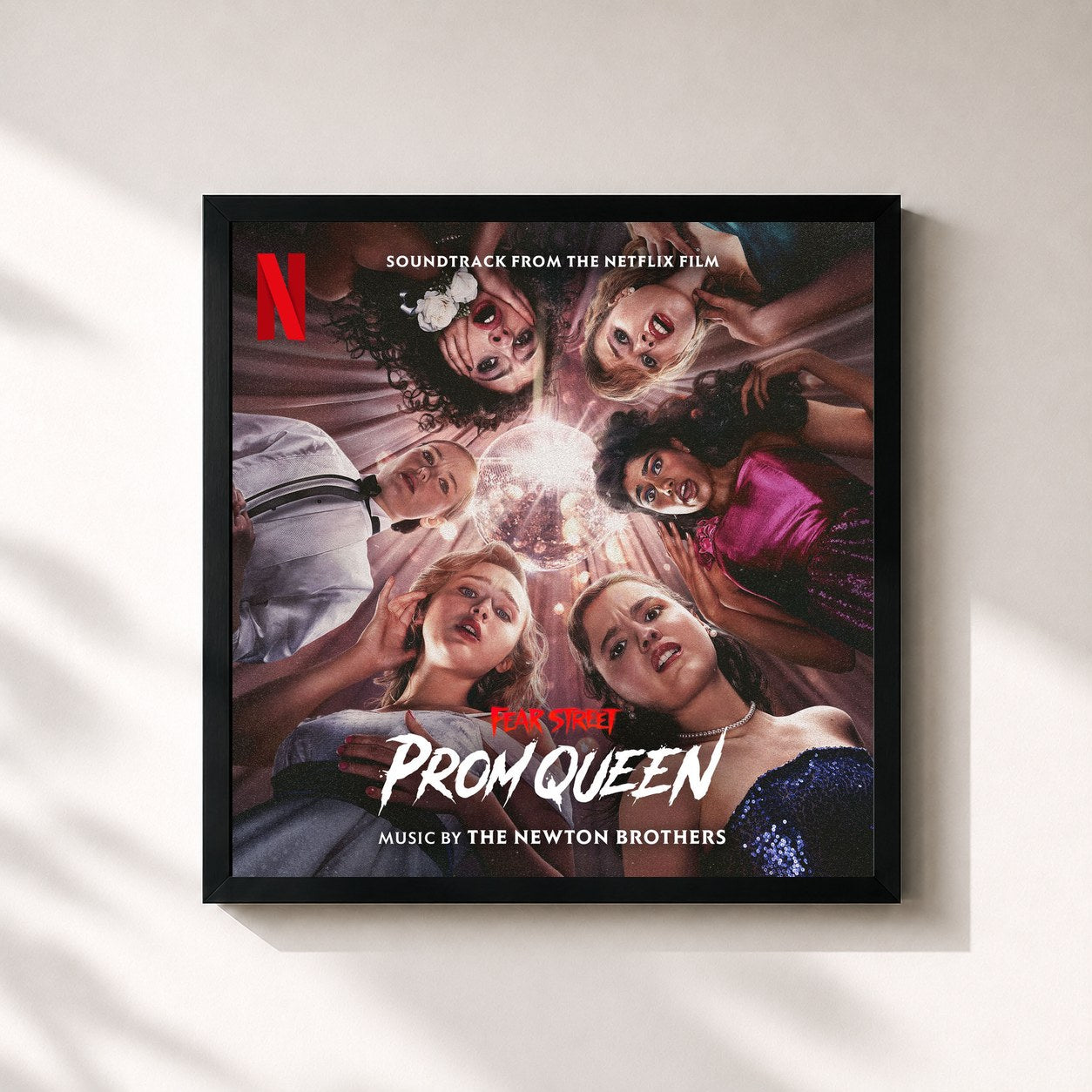 #noir Tableau carré de l'album Fear Street: Prom Queen (Soundtrack from the Netflix Film) de The Newton Brothers, cadre noir 32x32 cm