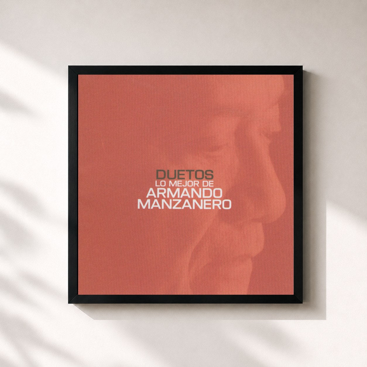 #noir Tableau carré de l'album Duetos lo mejor de Armando Manzanero de Armando Manzanero, cadre noir 32x32 cm