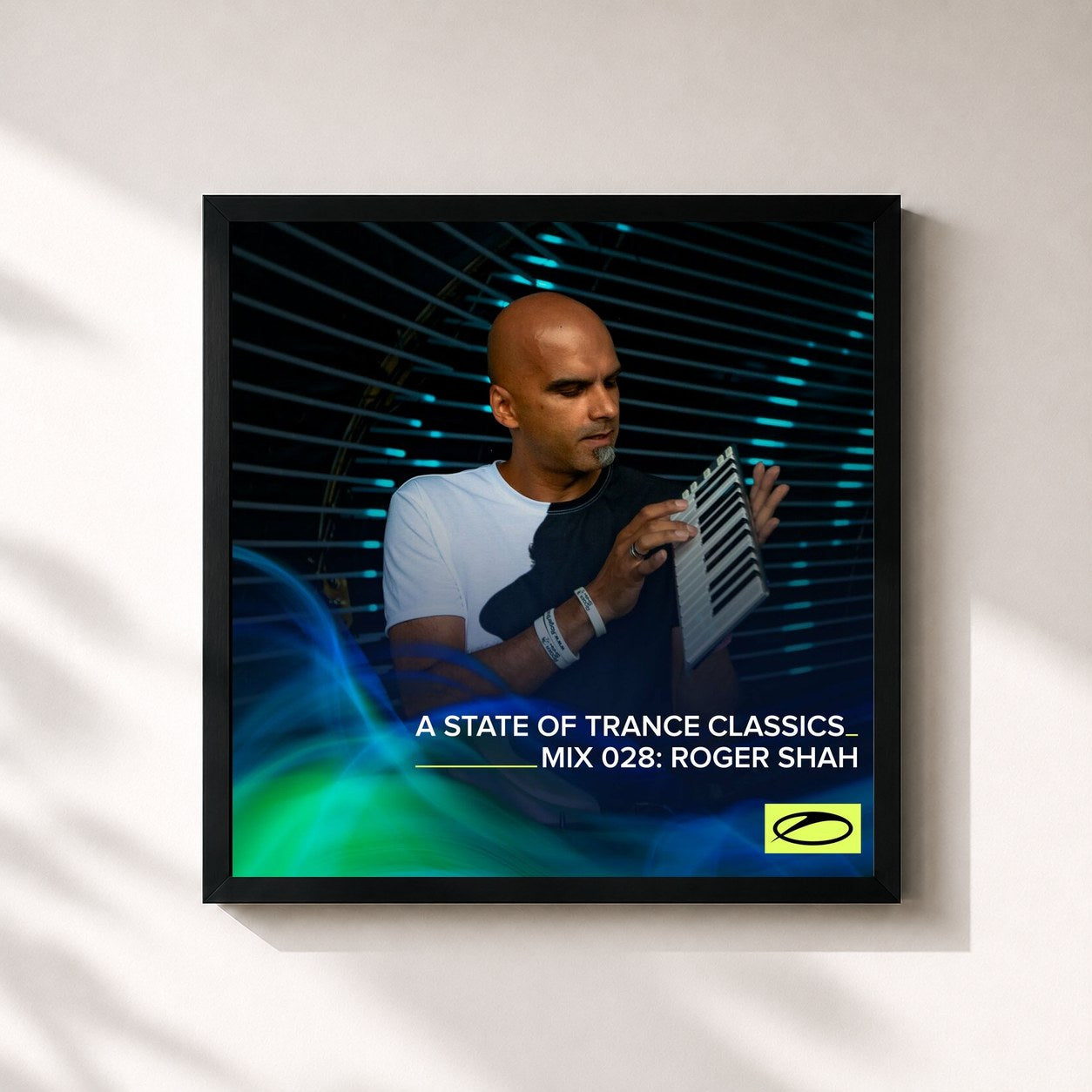 #noir Tableau carré de l'album A State Of Trance Classics - Mix 028: Roger Shah de Roger Shah, cadre noir 32x32 cm