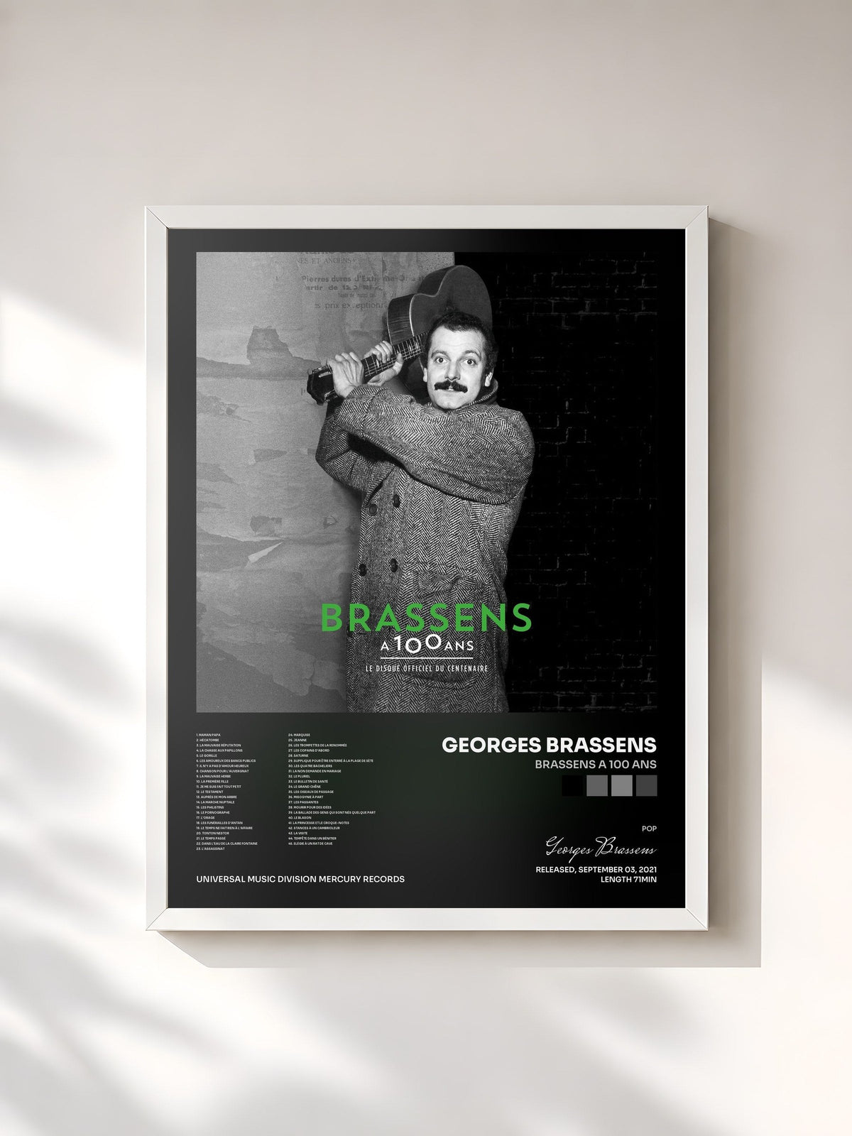 #blanc Tableau de l'album Brassens a 100 ans de Georges Brassens, cadre blanc, imprimé et encadré en France