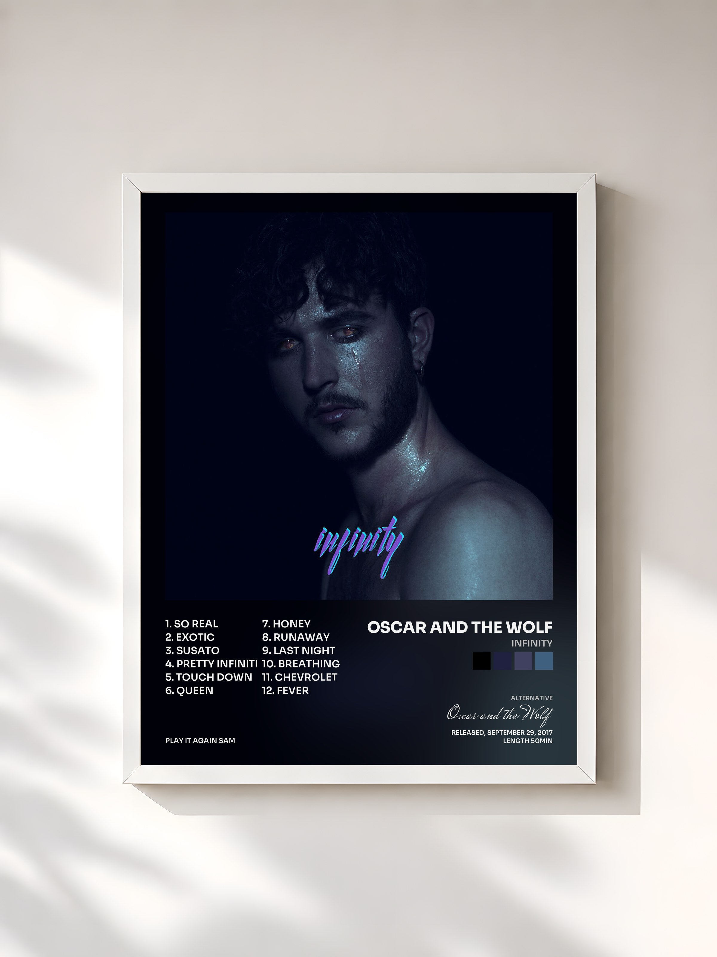 #blanc Tableau de l'album Infinity de Oscar and the Wolf, cadre blanc, imprimé et encadré en France
