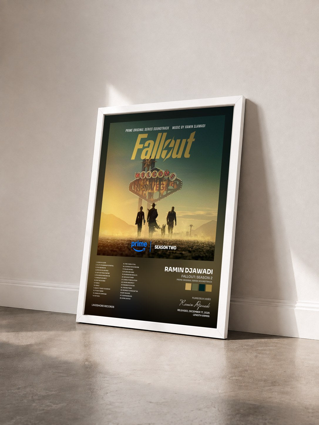 #blanc Tableau de l'album Fallout: Season 2 (Prime Original Series Soundtrack) de Ramin Djawadi vu de trois quarts, cadre blanc
