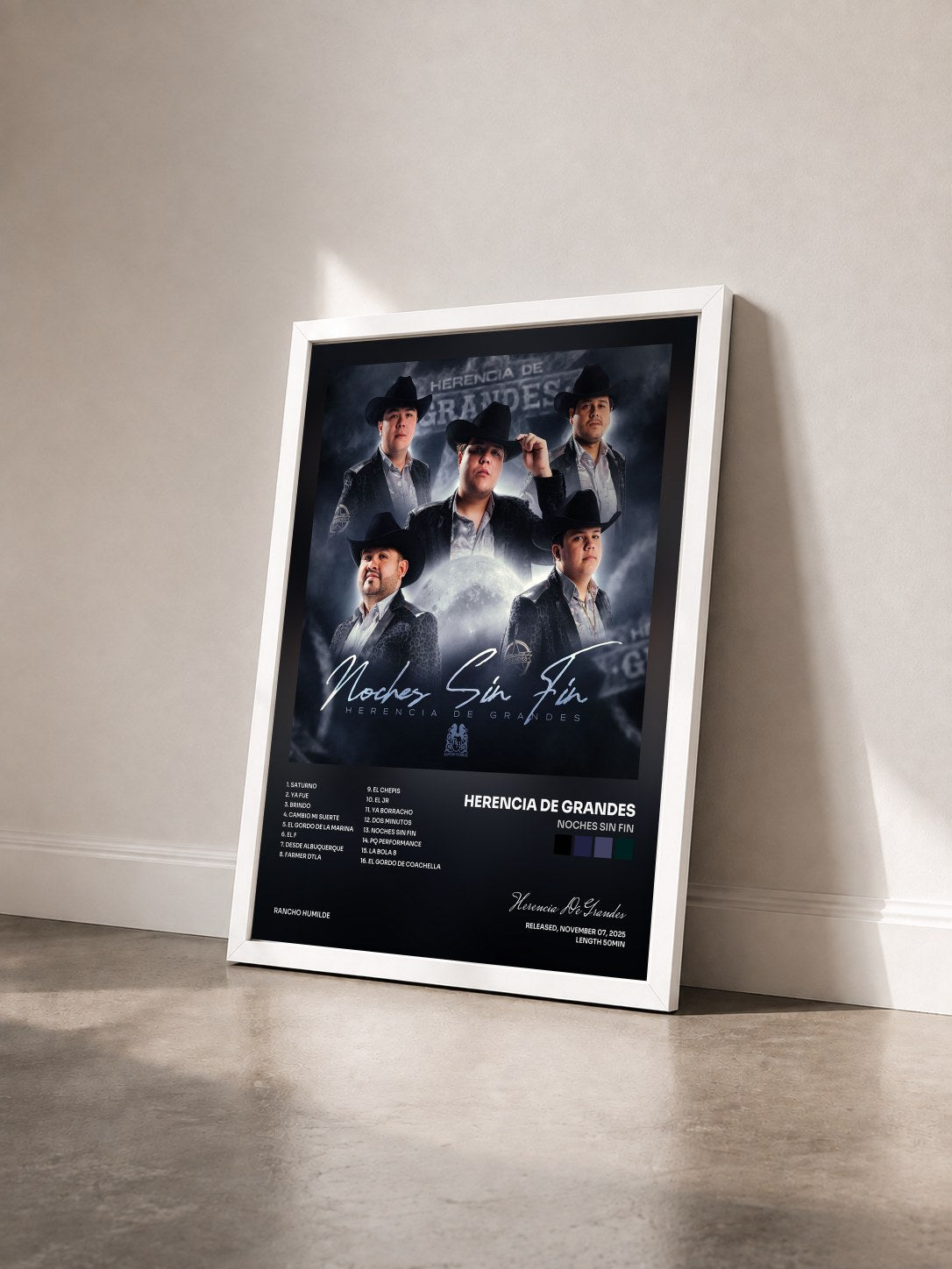 #blanc Tableau de l'album Noches Sin Fin de Herencia De Grandes vu de trois quarts, cadre blanc