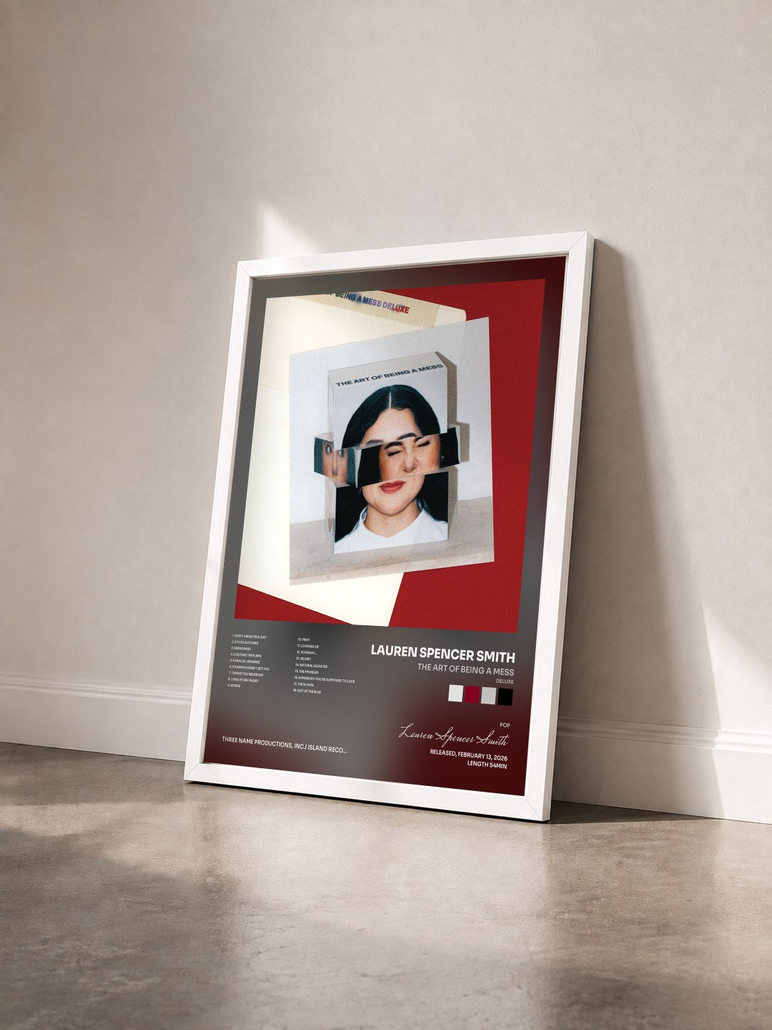 #blanc Tableau de l'album THE ART OF BEING A MESS (DELUXE) de Lauren Spencer Smith vu de trois quarts, cadre blanc