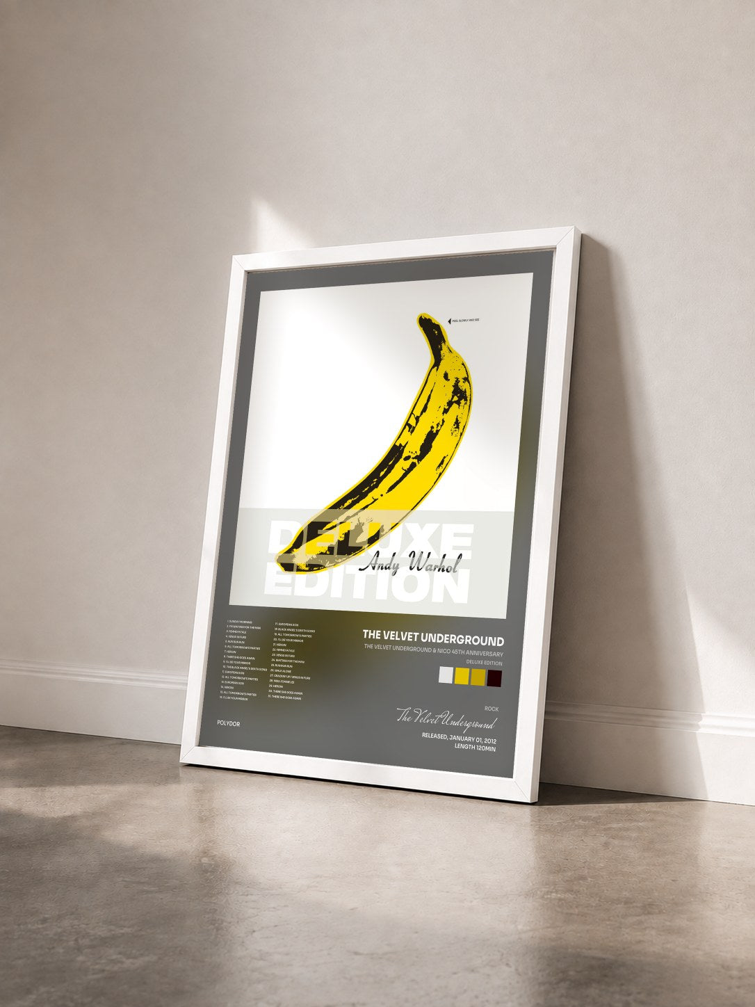 #blanc The Velvet Underground & Nico 45th Anniversary (Deluxe Edition) di The Velvet Underground in stampa incorniciata vista di tre quarti, cornice bianca