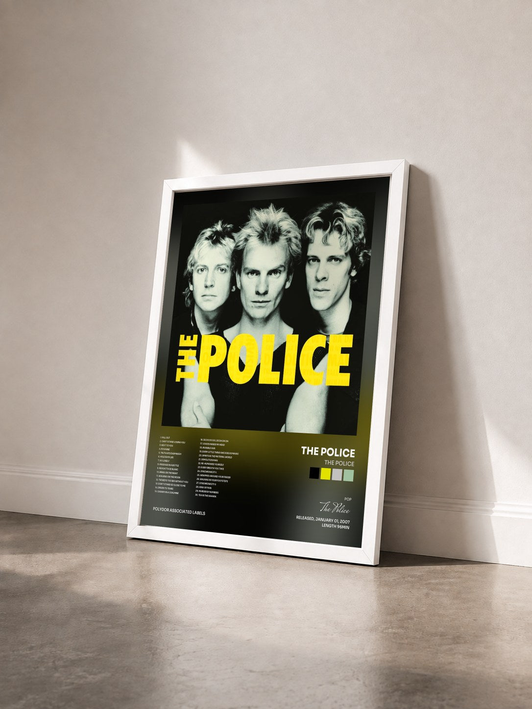 #blanc The Police de The Police en lámina enmarcada vista de tres cuartos, marco blanco
