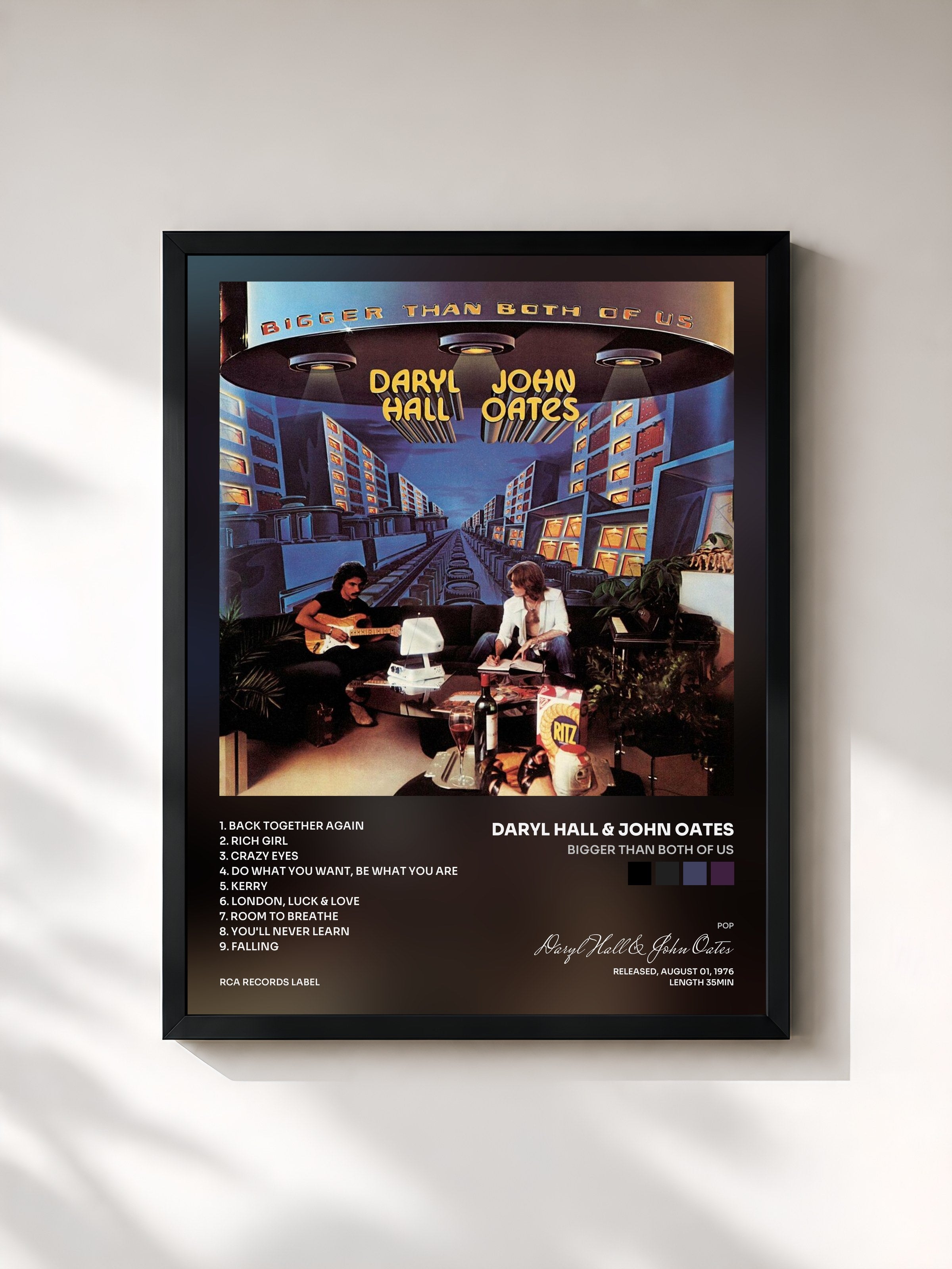 #noir Tableau de l'album Bigger Than Both Of Us de Daryl Hall & John Oates, cadre noir, imprimé et encadré en France