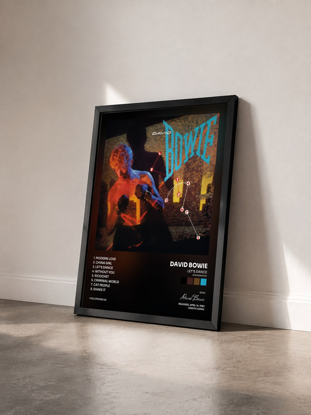 #noir Tableau de l'album Let's Dance (2018 Remaster) de David Bowie vu de trois quarts, cadre noir