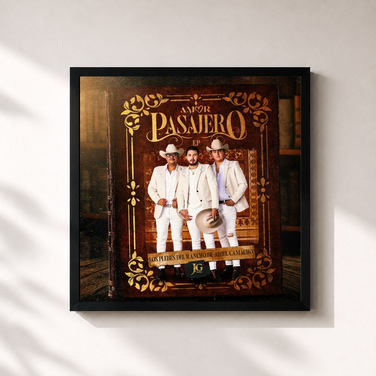 #noir Tableau carré de l'album Amor Pasajero de Los Plebes del Rancho de Ariel Camacho, cadre noir 32x32 cm