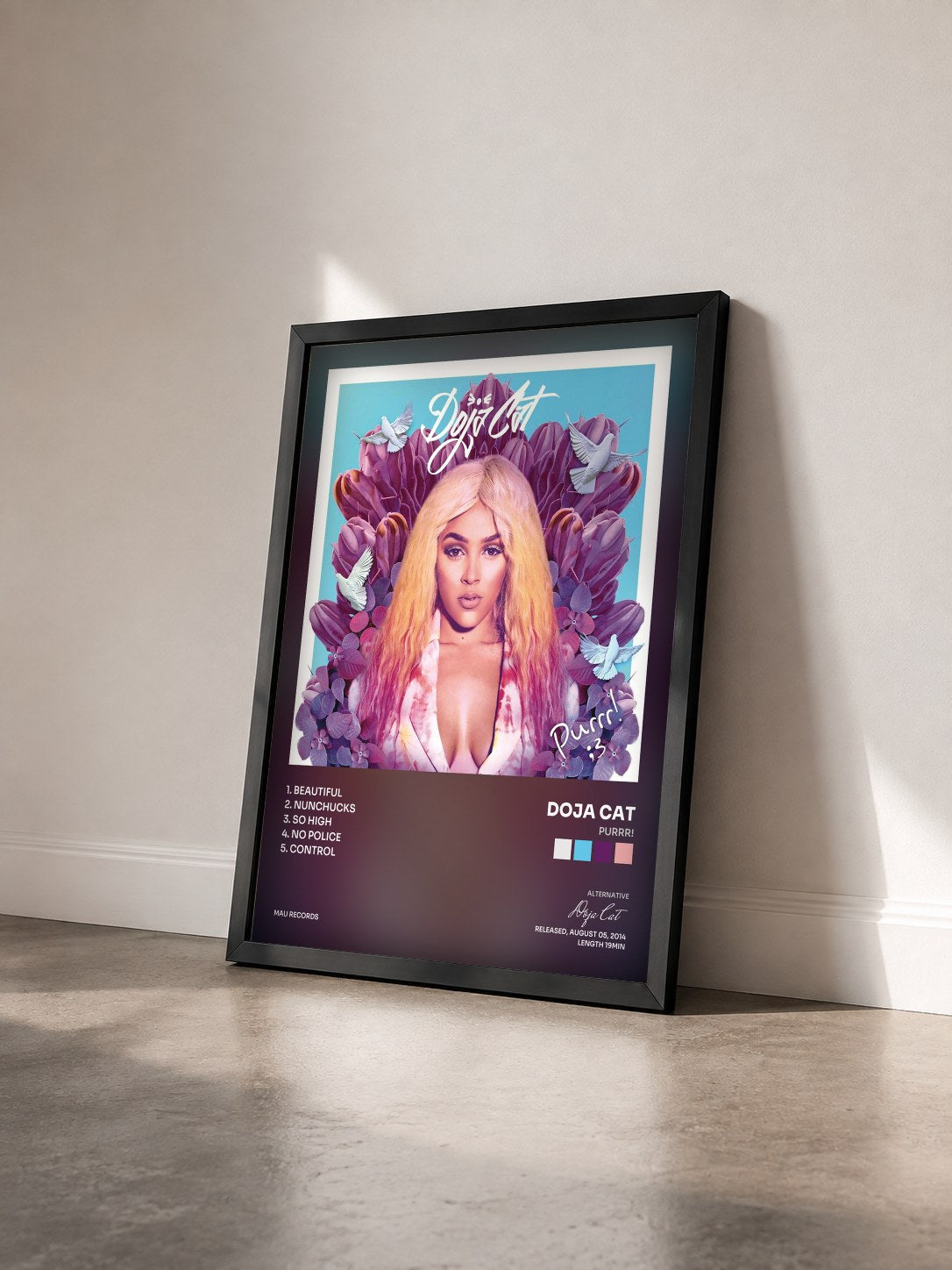 #noir Tableau de l'album Purrr! de Doja Cat vu de trois quarts, cadre noir