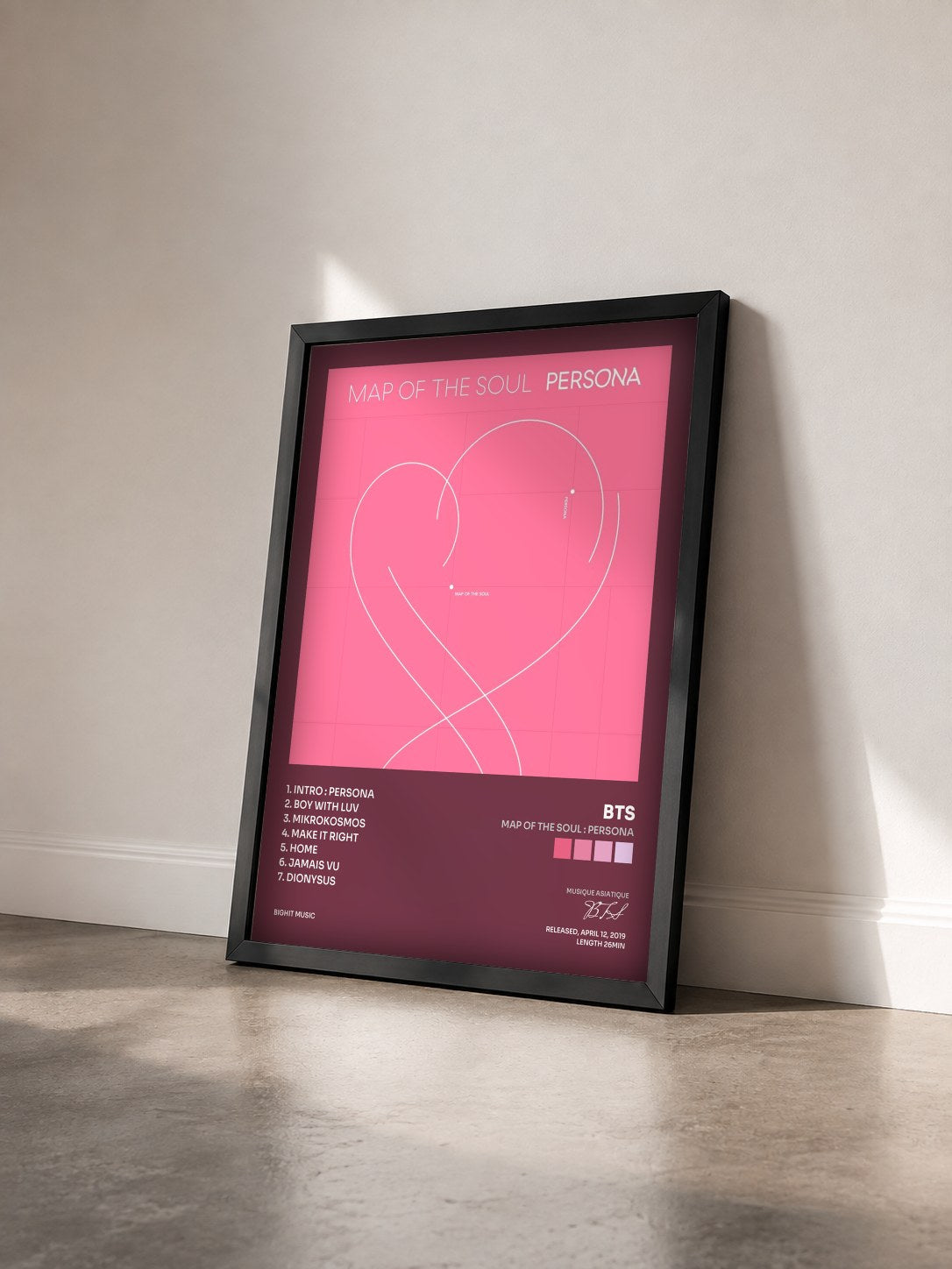#noir Tableau de l'album MAP OF THE SOUL : PERSONA de BTS vu de trois quarts, cadre noir
