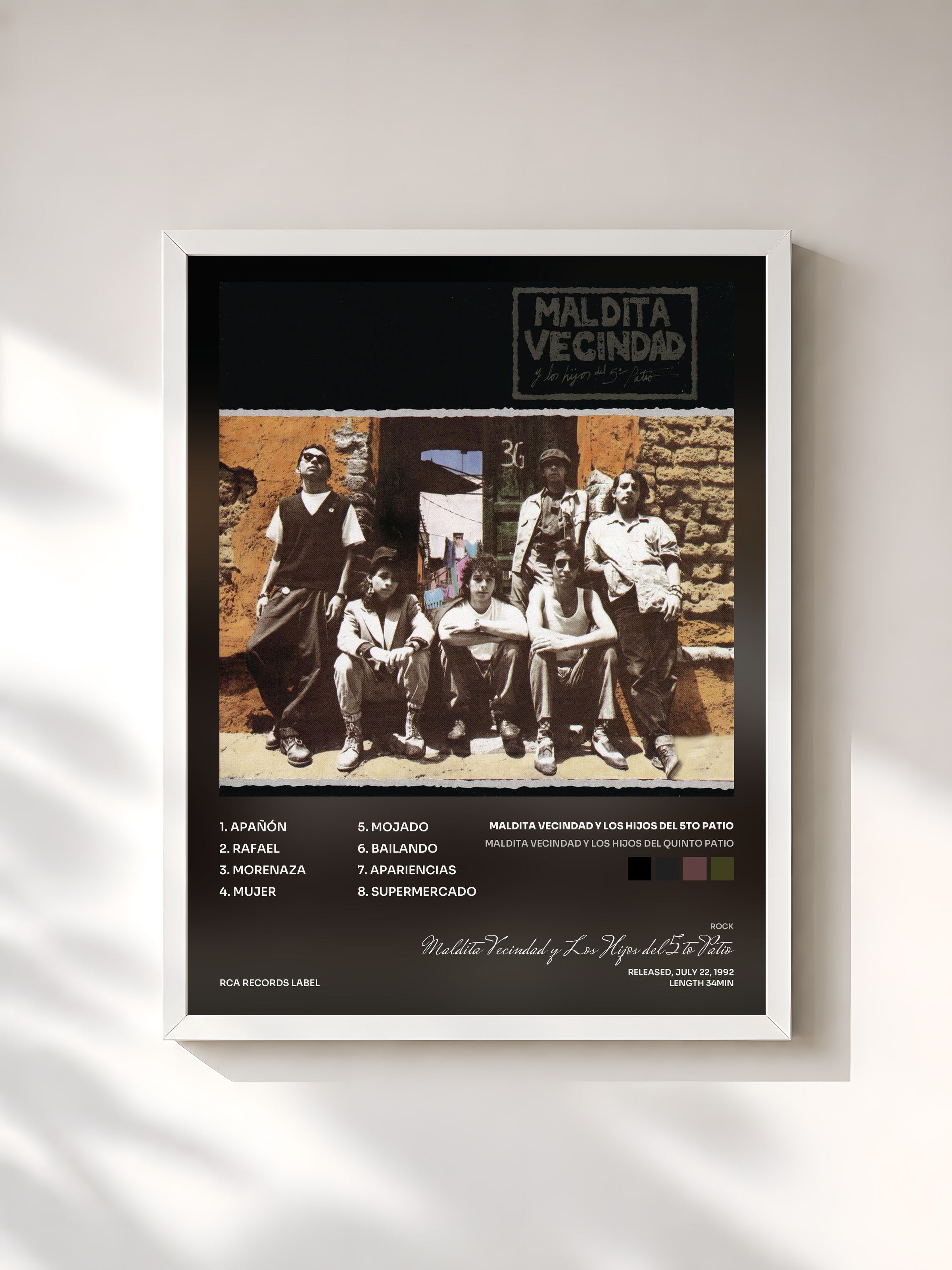 #blanc Tableau de l'album Maldita Vecindad y los Hijos del Quinto Patio de Maldita Vecindad y Los Hijos del 5to Patio, cadre blanc, imprimé et encadré en France