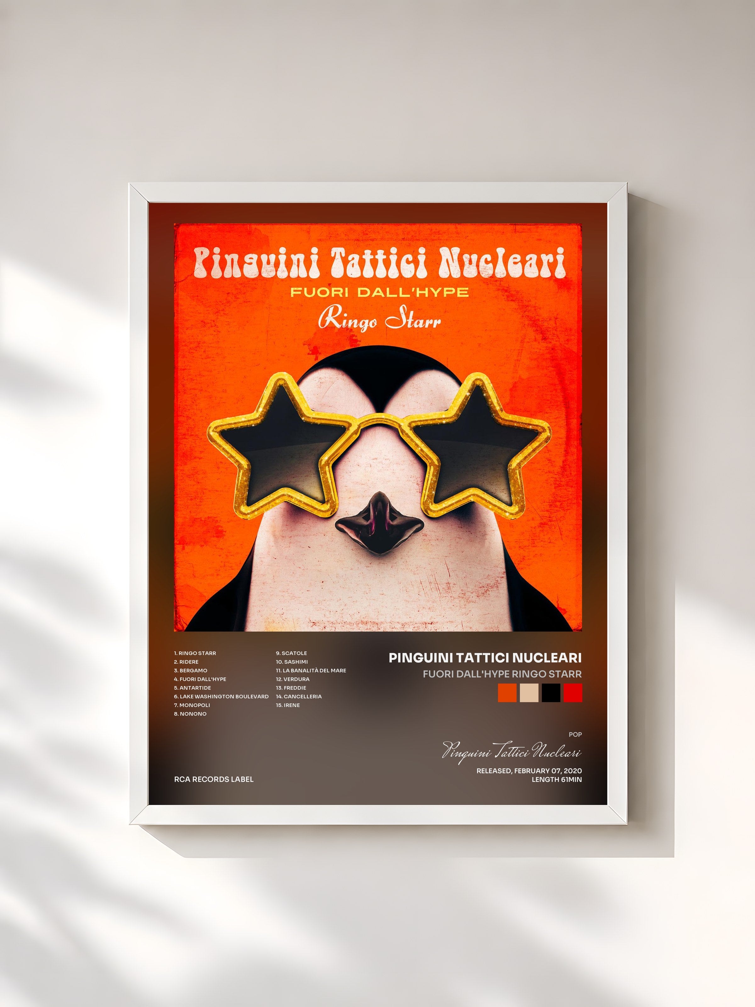 #blanc Tableau de l'album Fuori dall'Hype Ringo Starr de Pinguini Tattici Nucleari, cadre blanc, imprimé et encadré en France