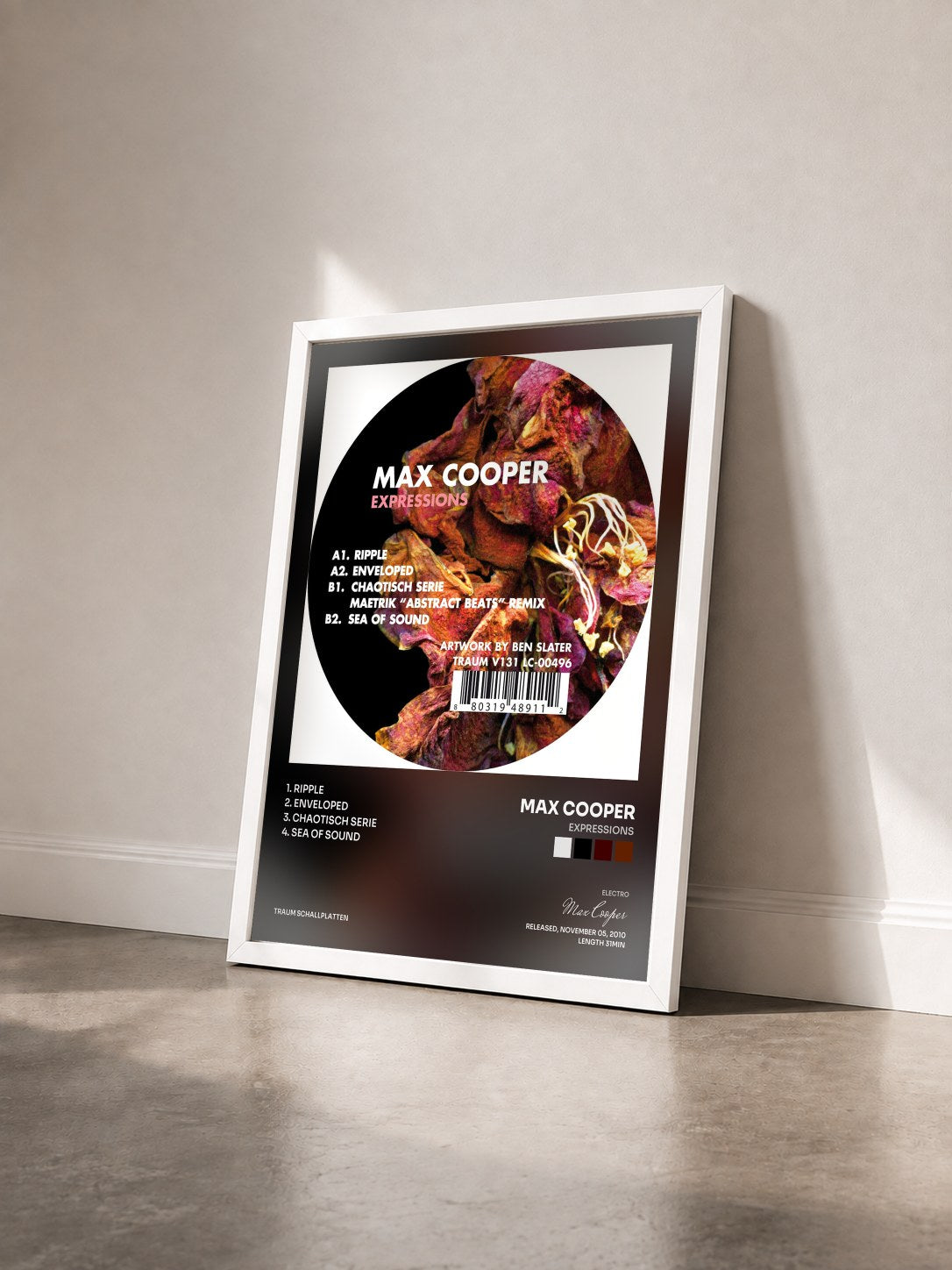 #blanc Tableau de l'album Expressions de Max Cooper vu de trois quarts, cadre blanc