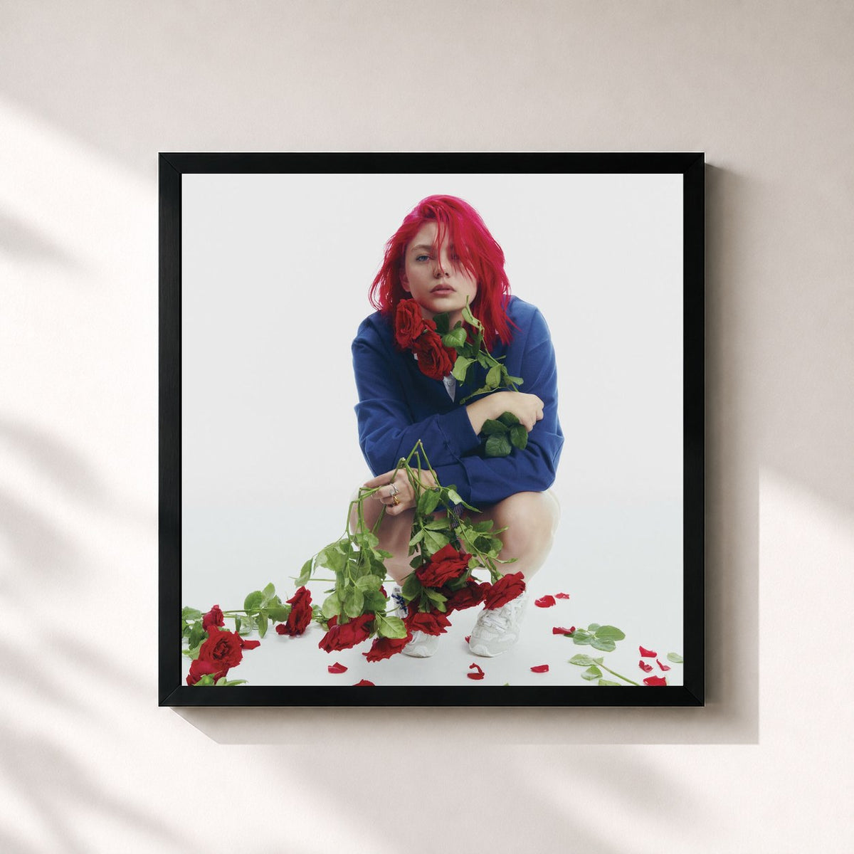 #noir Tableau carré de l'album solo (édition blizzard) de Louane, cadre noir 32x32 cm