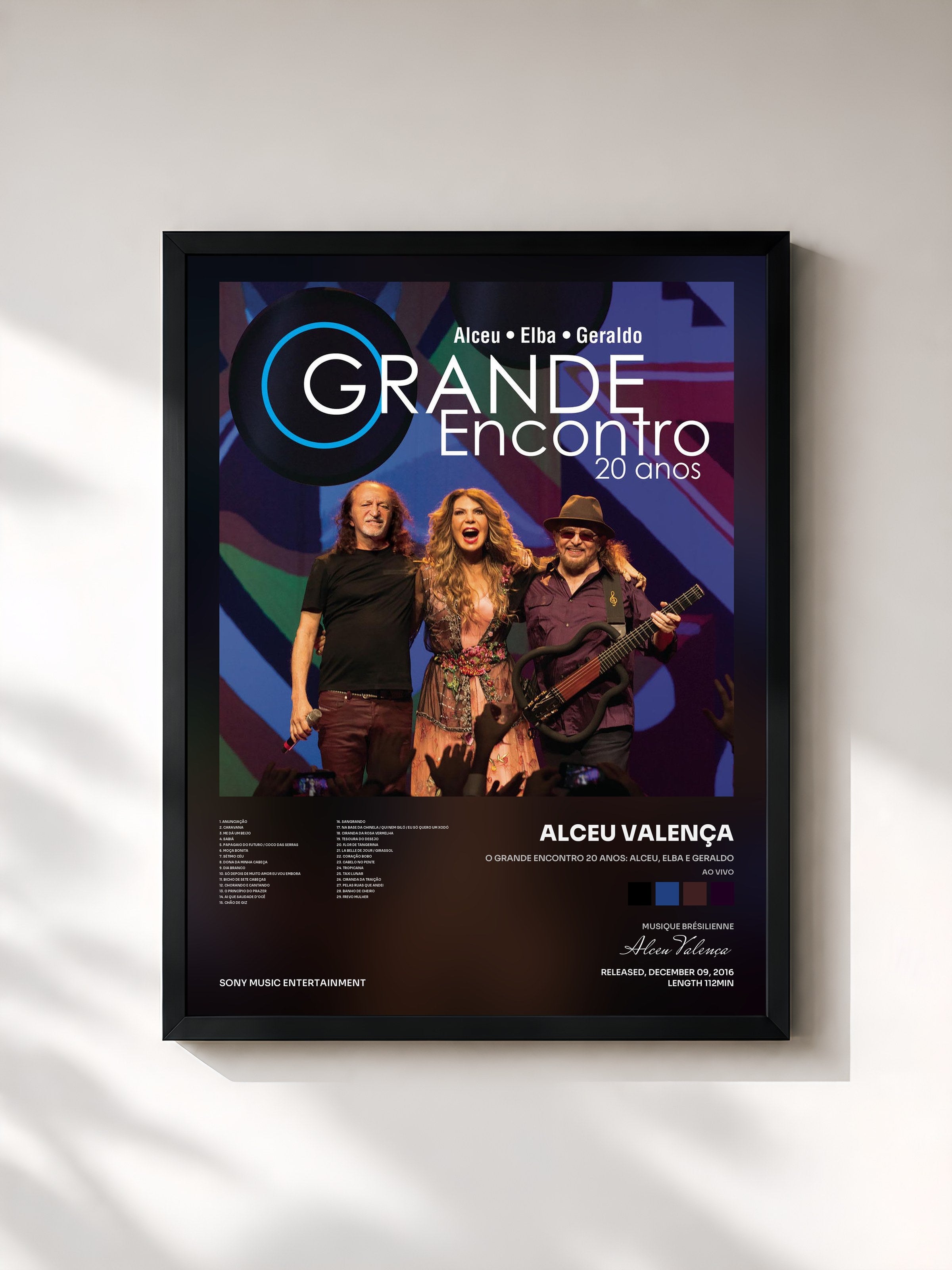 #noir Tableau de l'album O Grande Encontro 20 Anos: Alceu, Elba e Geraldo (Ao Vivo) de Alceu Valença, cadre noir, imprimé et encadré en France