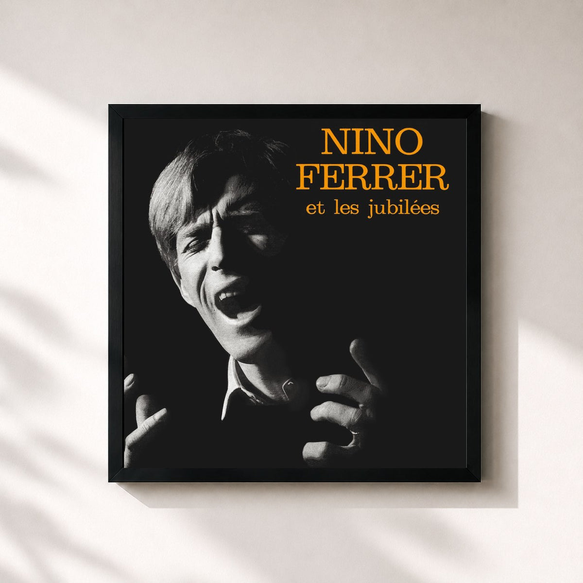 #noir Tableau carré de l'album Nino Ferrer Et Les Jubilés (Les EP 1962 - 1966) de Nino Ferrer, cadre noir 32x32 cm