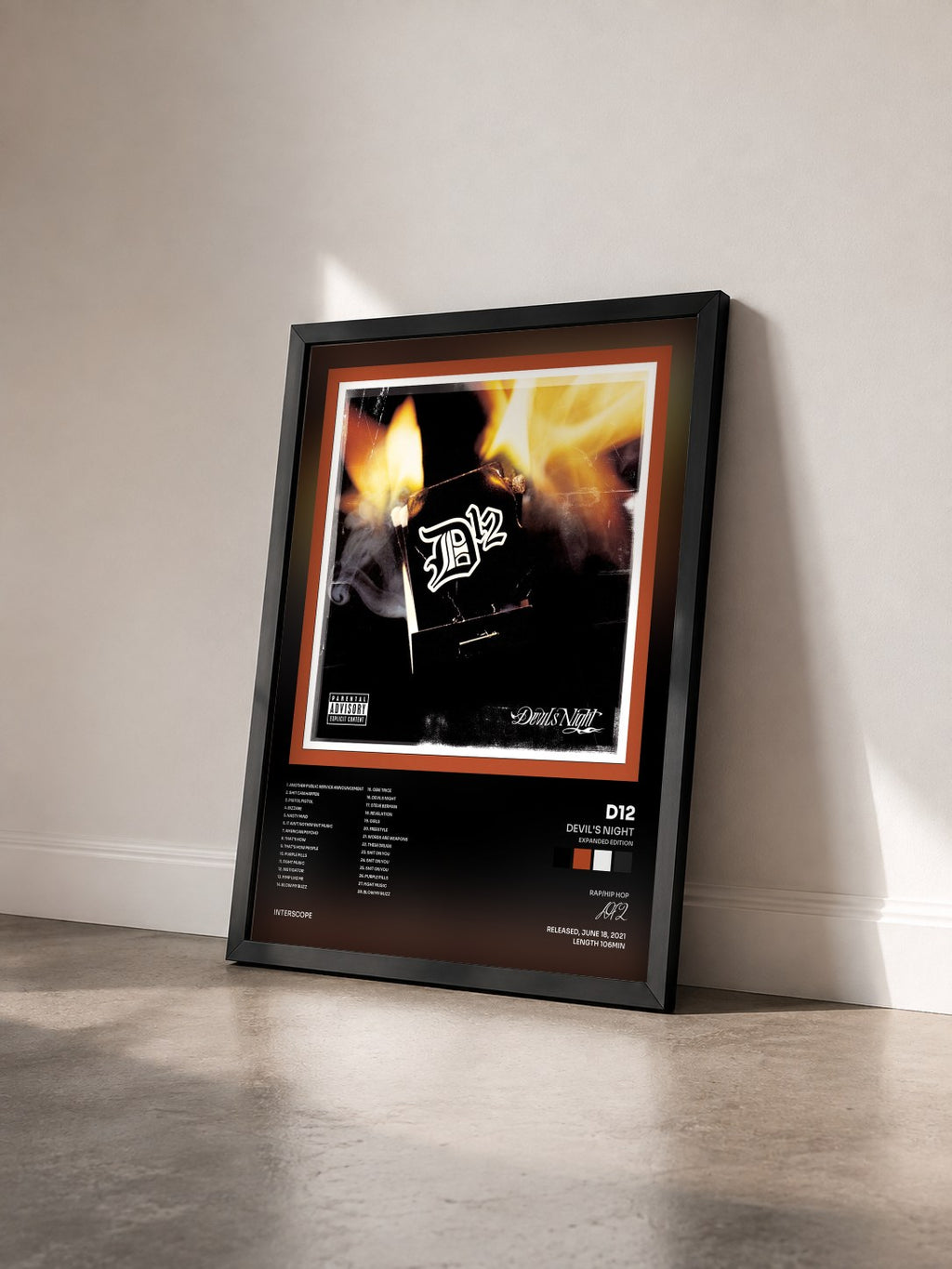 #noir Tableau de l'album Devil's Night (Expanded Edition) de D12 vu de trois quarts, cadre noir
