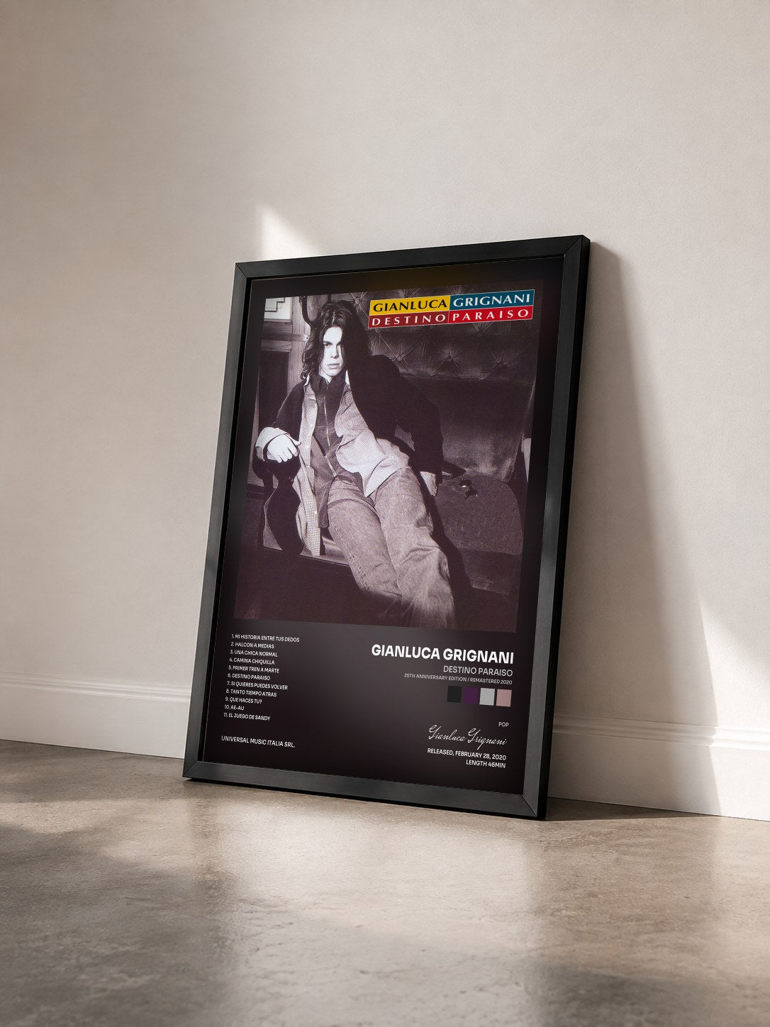 #noir Tableau de l'album Destino Paraiso (25th Anniversary Edition / Remastered 2020) de Gianluca Grignani vu de trois quarts, cadre noir