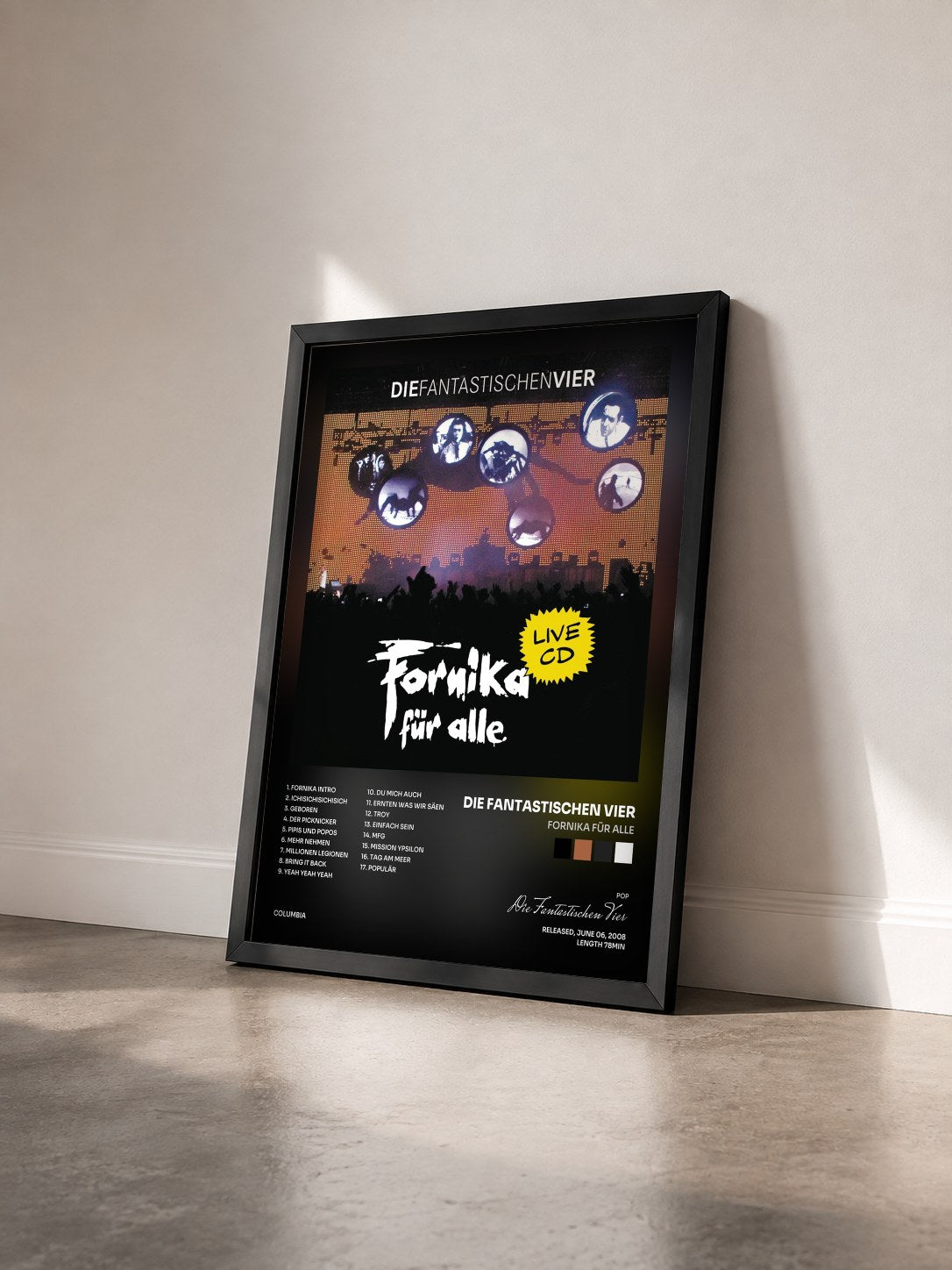 #noir Tableau de l'album Fornika für alle de Die Fantastischen Vier vu de trois quarts, cadre noir