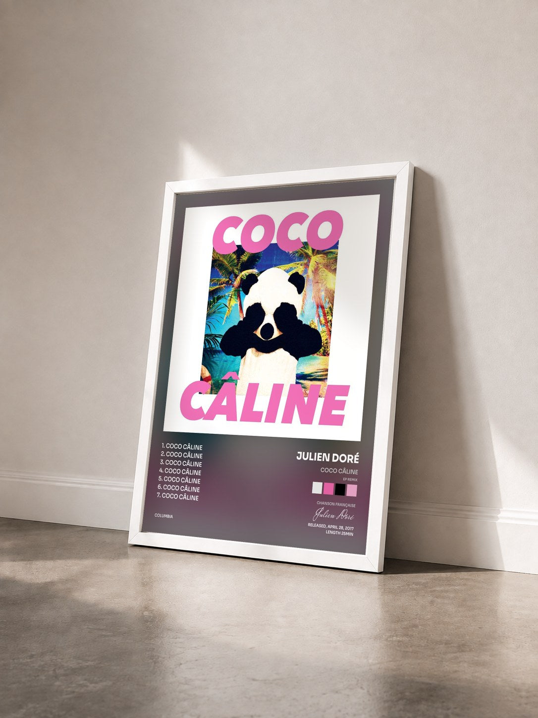 #blanc Tableau de l'album Coco Câline (EP Remix) de Julien Doré vu de trois quarts, cadre blanc