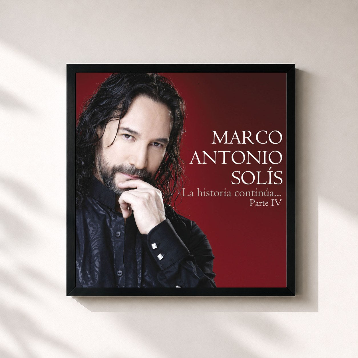 #noir Tableau carré de l'album La Historia Continúa...Parte IV de Marco Antonio Solís, cadre noir 32x32 cm
