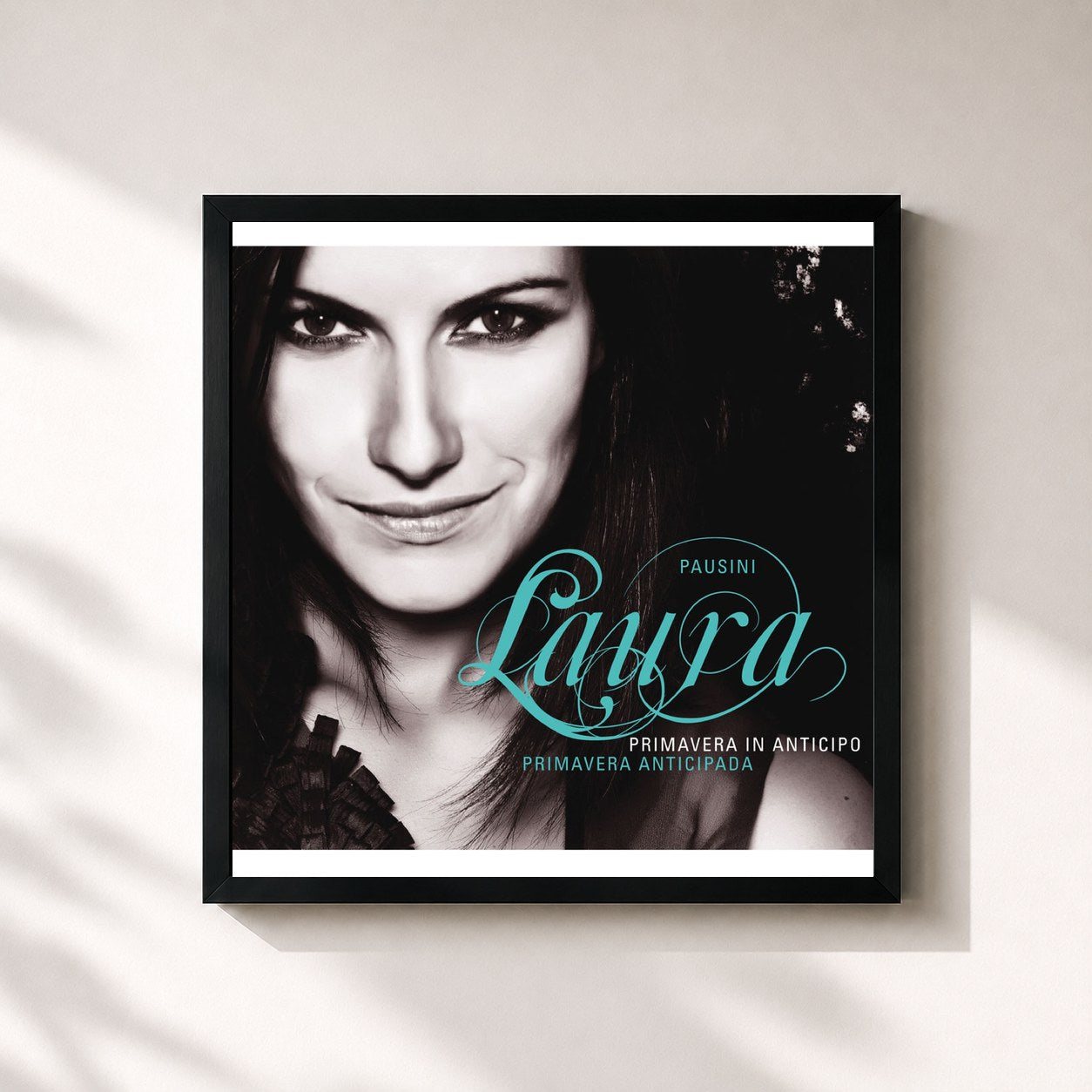 #noir Tableau carré de l'album Primavera in anticipo - Primavera anticipada (Album Premium) de Laura Pausini, cadre noir 32x32 cm