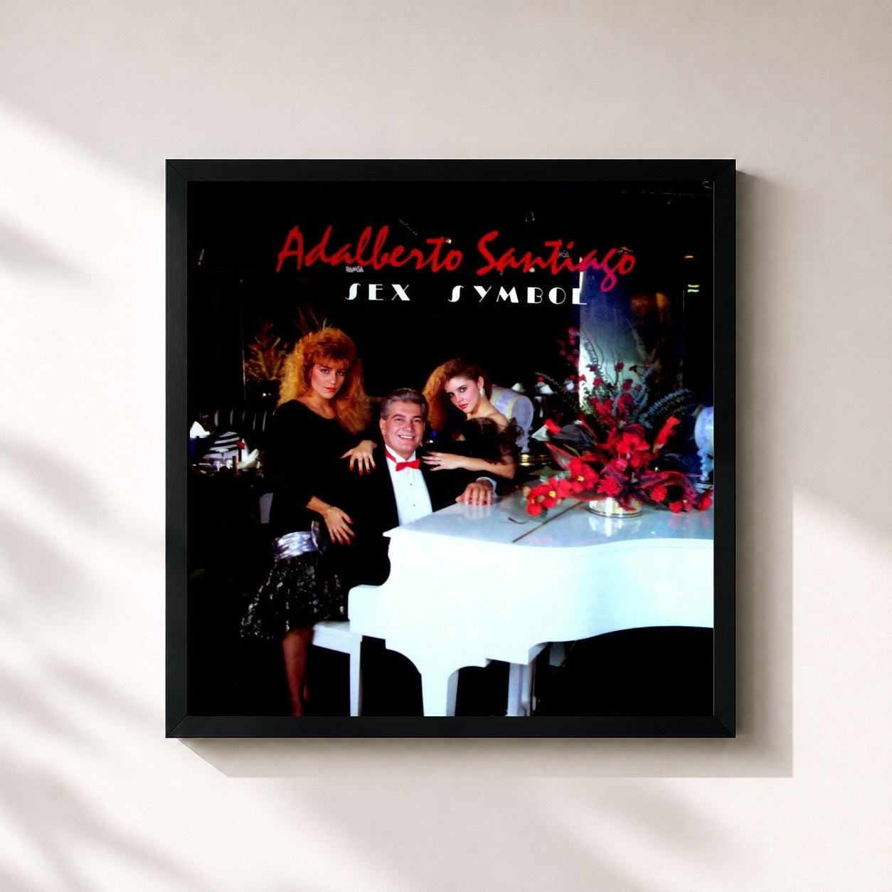 #noir Tableau carré de l'album Sex Symbol de Adalberto Santiago, cadre noir 32x32 cm