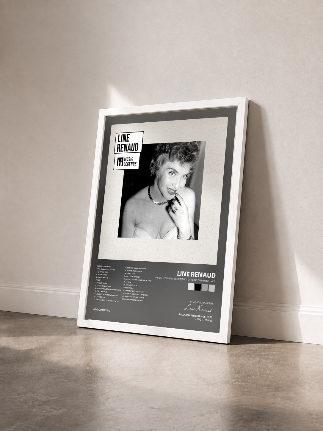 #blanc Tableau de l'album Music Legends Line Renaud : La Reine du Music-Hall de Line Renaud vu de trois quarts, cadre blanc