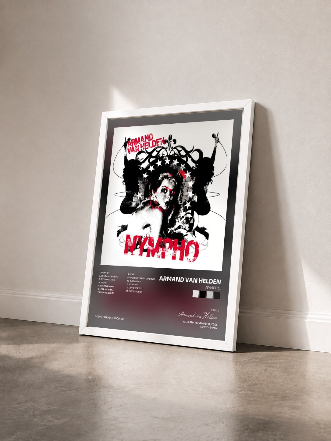 #blanc Tableau de l'album Nympho de Armand van Helden vu de trois quarts, cadre blanc