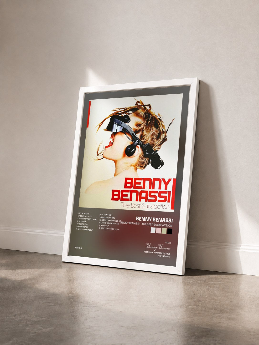 #blanc Tableau de l'album Benny Benassi - The Best Satisfaction de Benny Benassi vu de trois quarts, cadre blanc