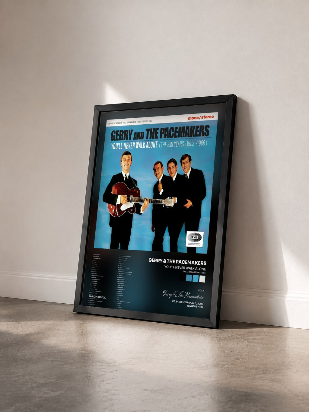 #noir You'll Never Walk Alone (The EMI Years 1963-1966) di Gerry & The Pacemakers in stampa incorniciata vista di tre quarti, cornice nera