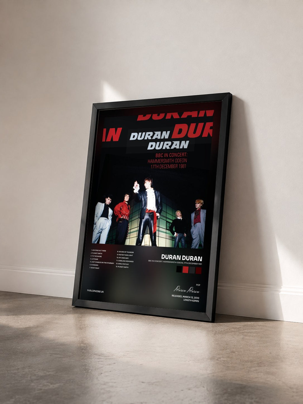 #noir BBC in Concert: Hammersmith Odeon, 17th December 1981 di Duran Duran in stampa incorniciata vista di tre quarti, cornice nera