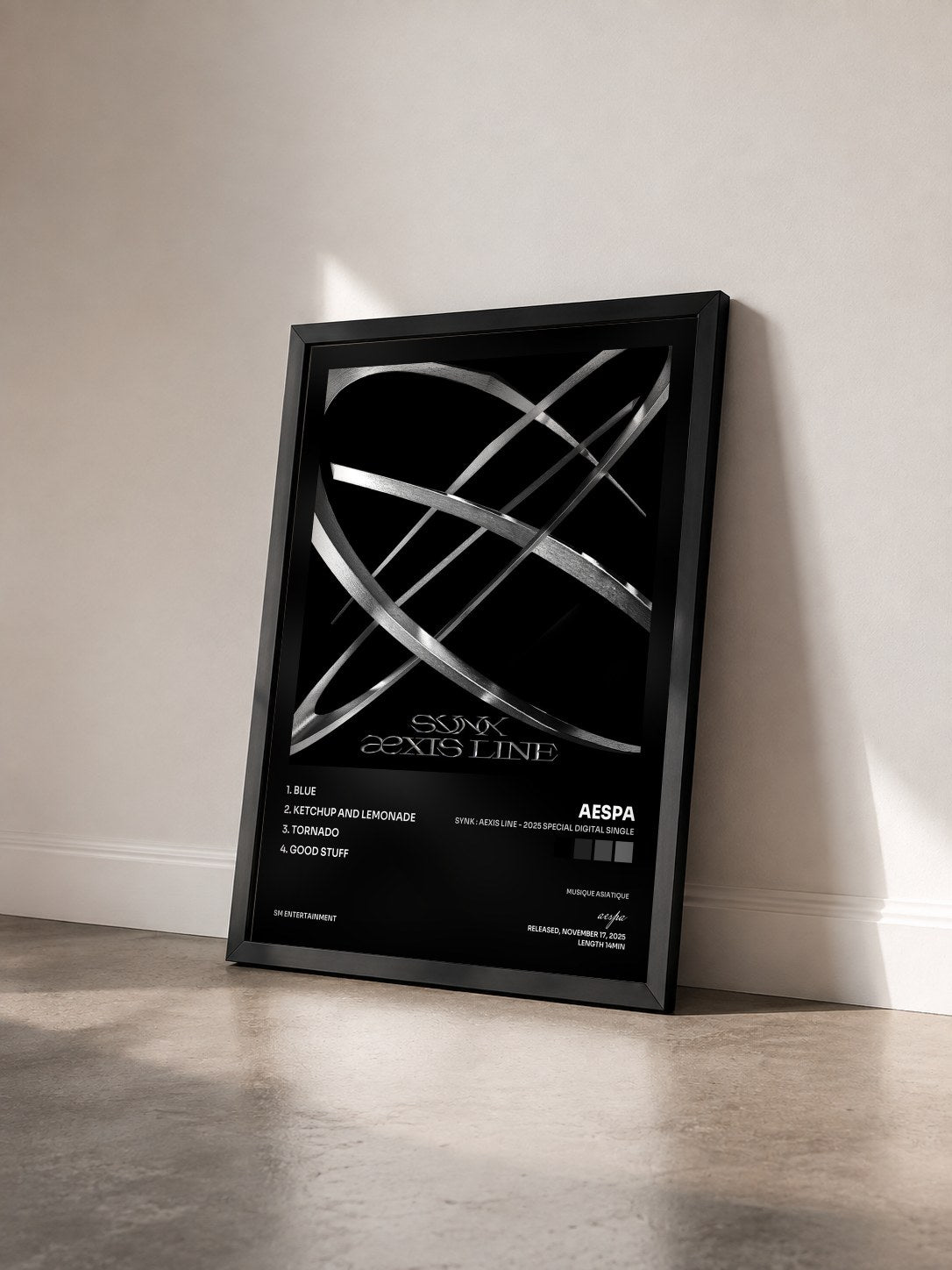 #noir Tableau de l'album SYNK : aeXIS LINE - 2025 Special Digital Single de aespa vu de trois quarts, cadre noir