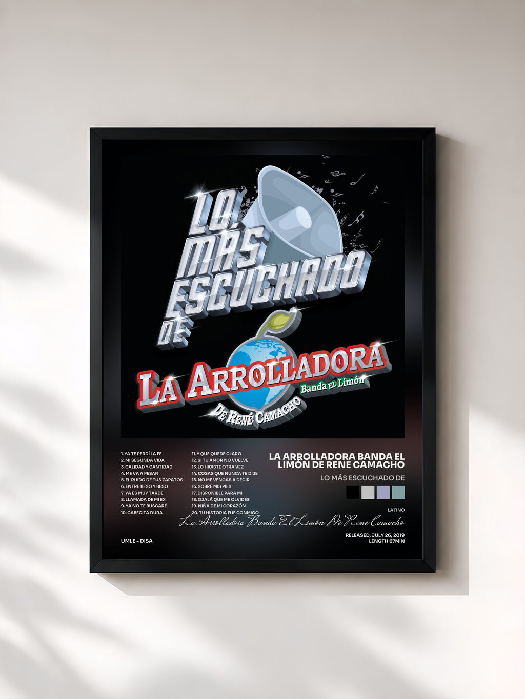 #noir Tableau de l'album Lo Más Escuchado De de La Arrolladora Banda El Limón De Rene Camacho, cadre noir, imprimé et encadré en France