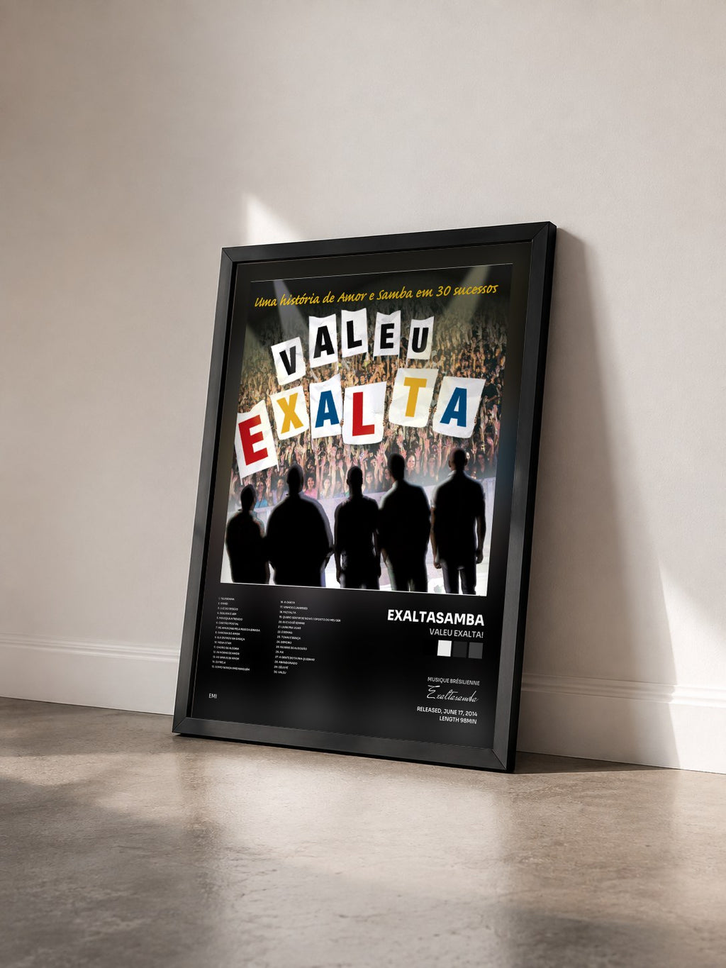 #noir Tableau de l'album Valeu Exalta! de Exaltasamba vu de trois quarts, cadre noir